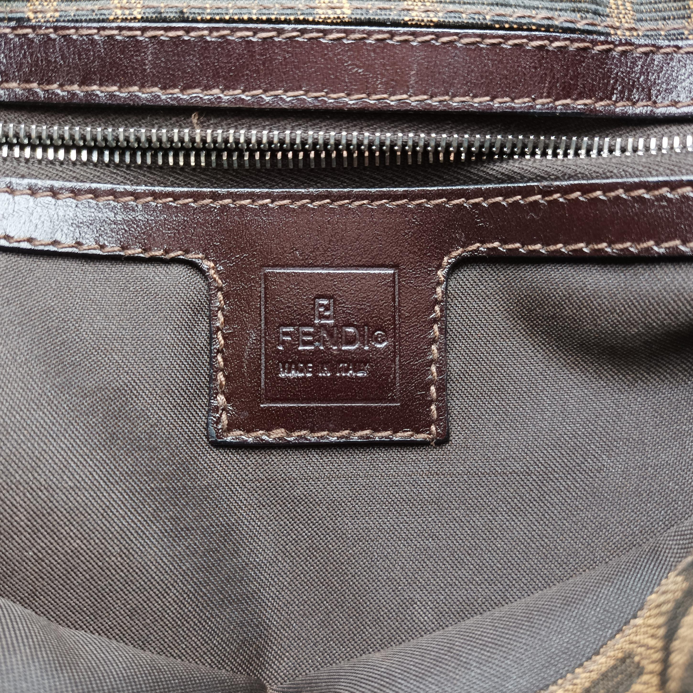 Pre-owned Fendi Baguette Brown canvas 091611 shoulderbag | stylenewstar