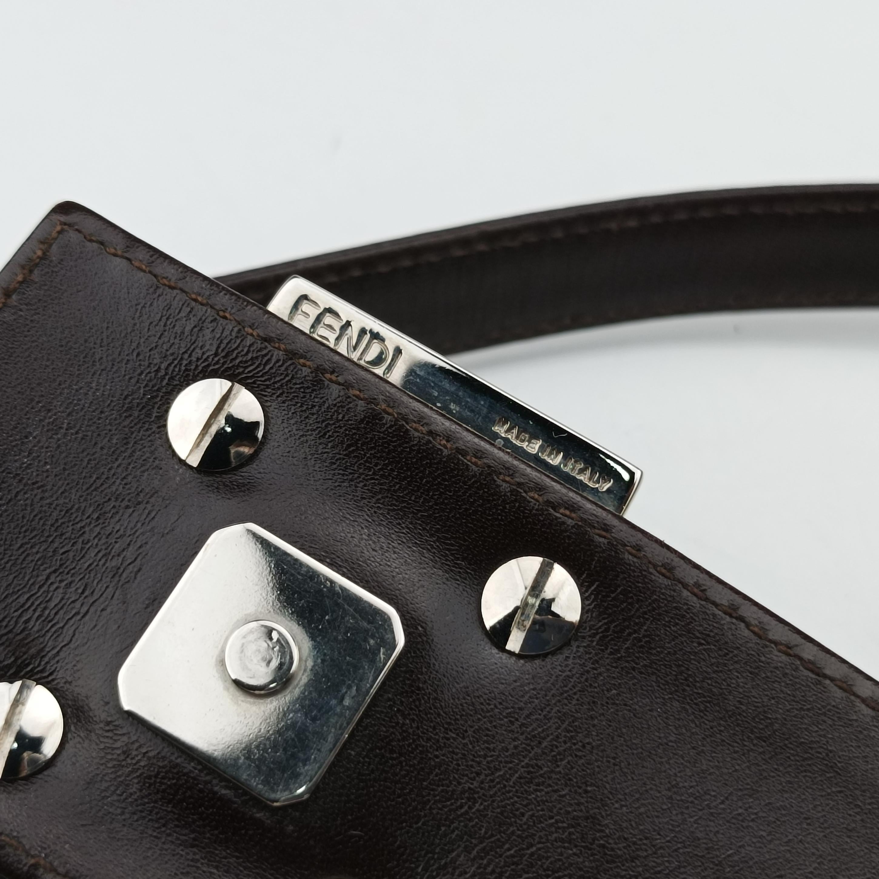 Pre-owned Fendi Baguette Brown canvas 091611 shoulderbag | stylenewstar