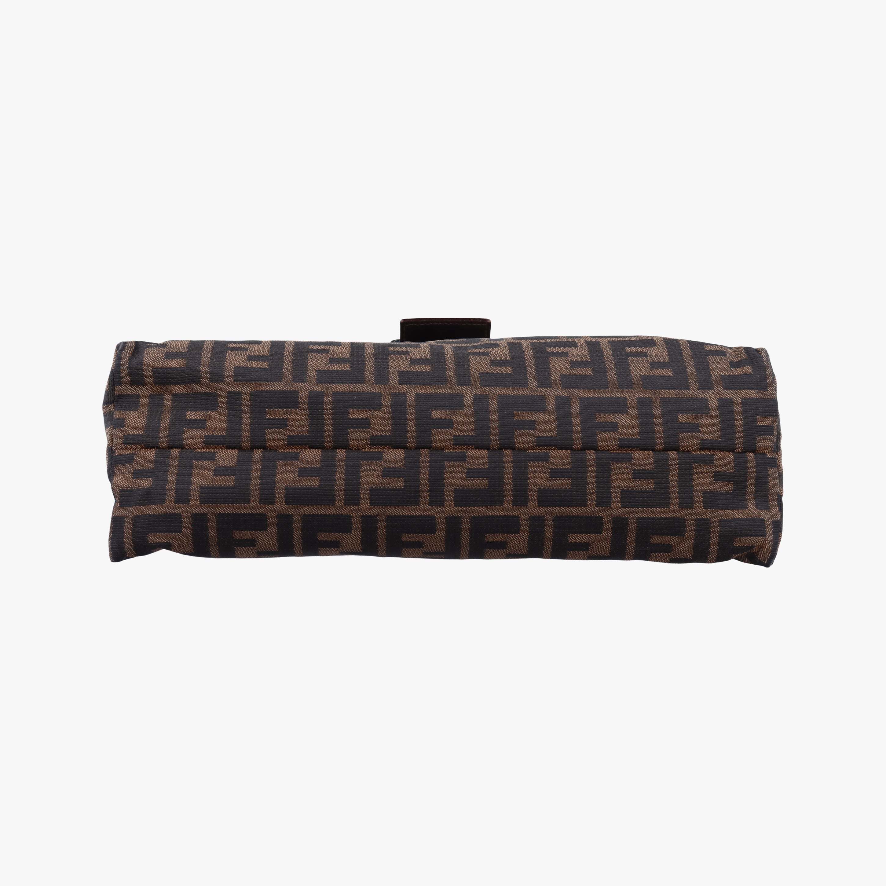 Pre-owned Fendi Baguette Brown canvas 091611 shoulderbag | stylenewstar