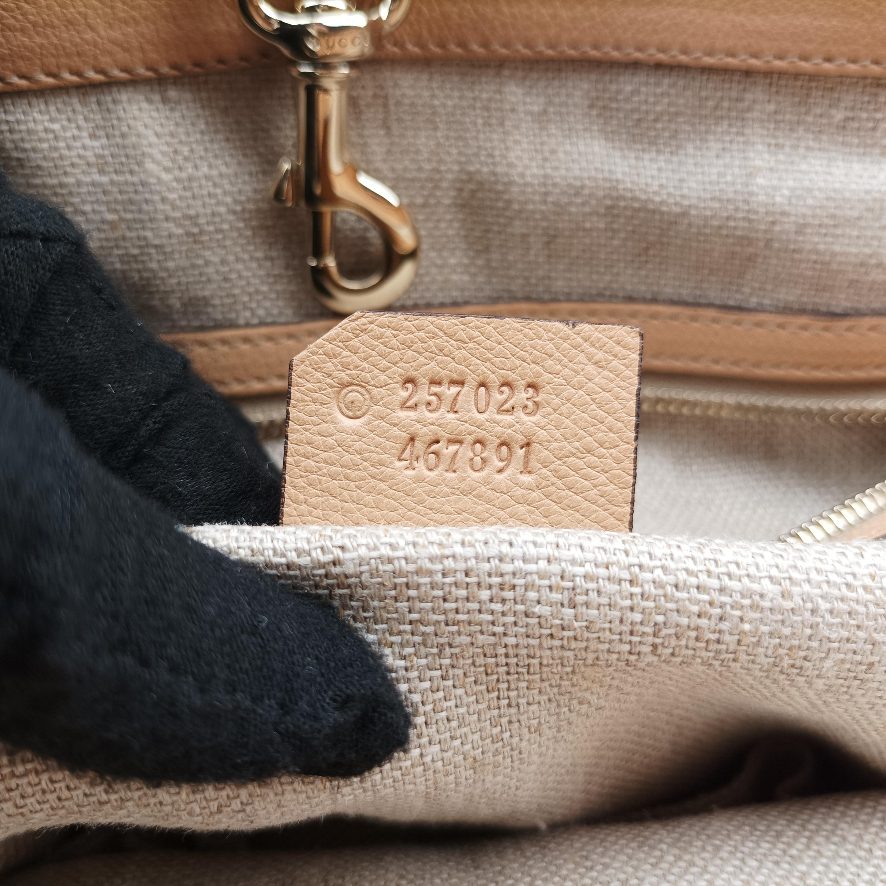 Secondhand Gucci Zebra Printed Marrakech Black×White×Beige ponyhair 257023 handbag | stylenewstar