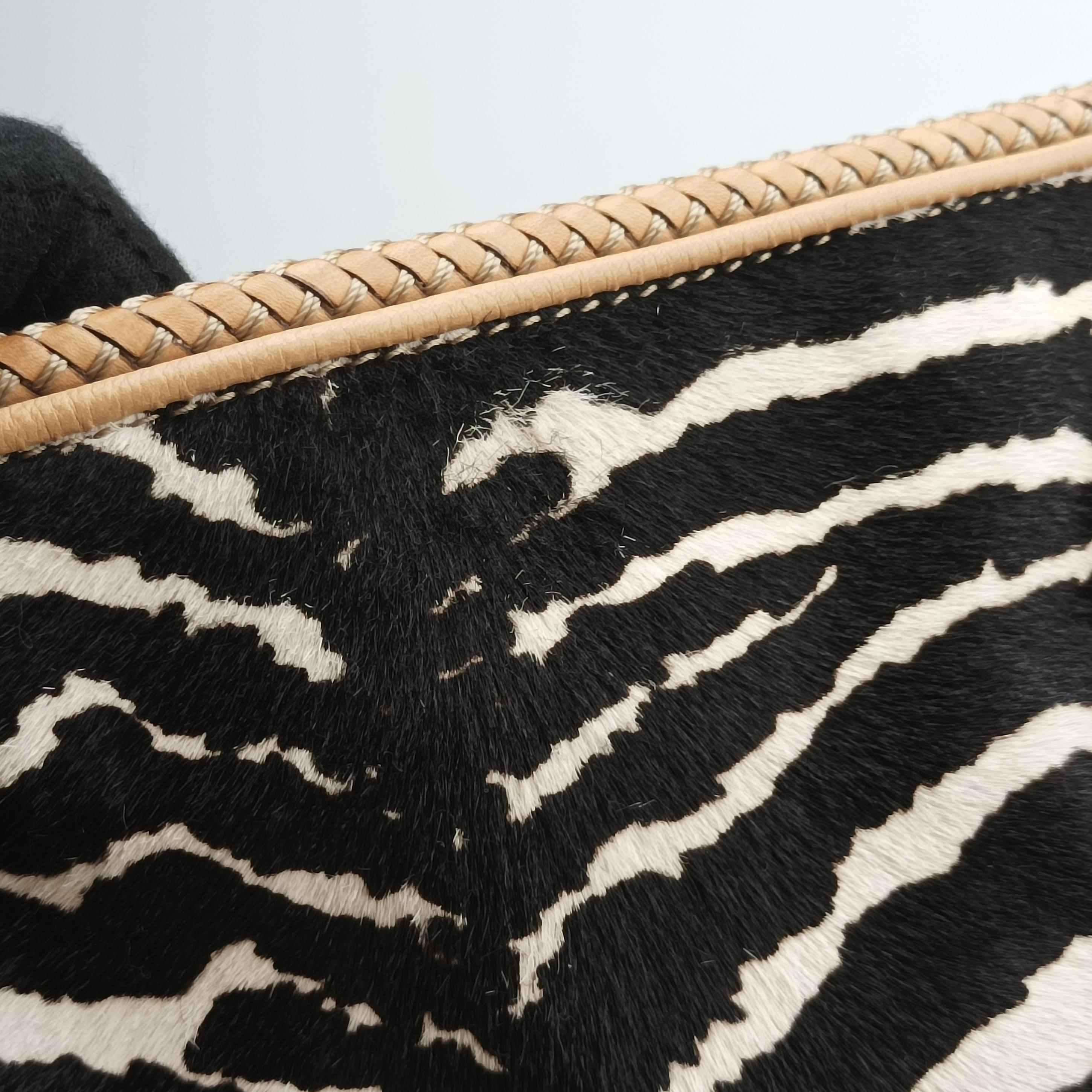 Secondhand Gucci Zebra Printed Marrakech Black×White×Beige ponyhair 257023 handbag | stylenewstar