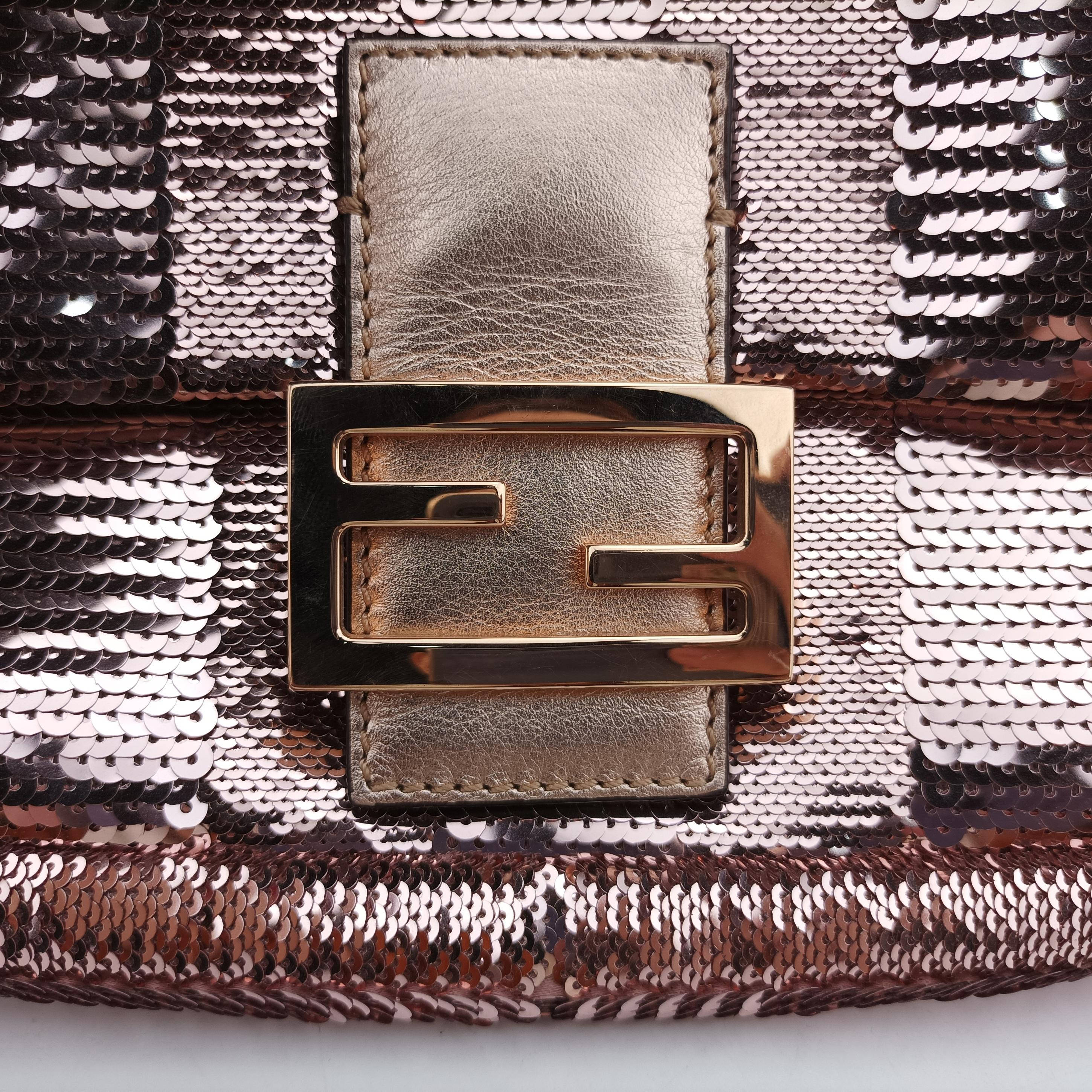 Pre-owned Fendi BAGUETTE Pink sequins 8BR600 shoulderbag | stylenewstar