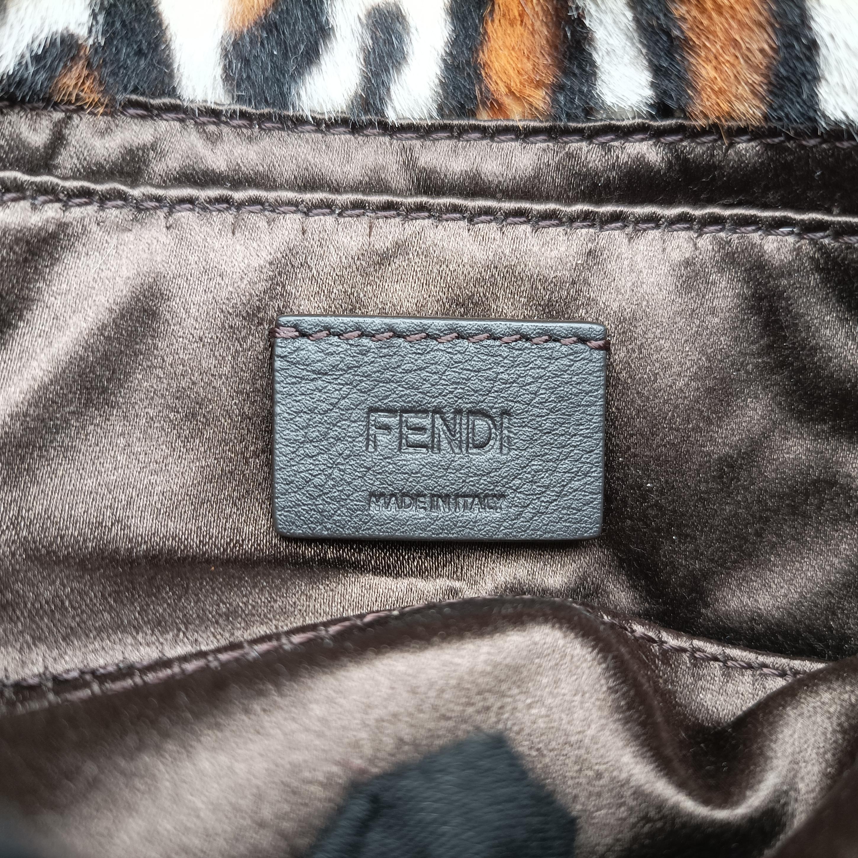 Pre-owned Fendi BAGUETTE White x Brown x Black x Multicolor ponyhair 7AS142 shoulderbag | stylenewstar