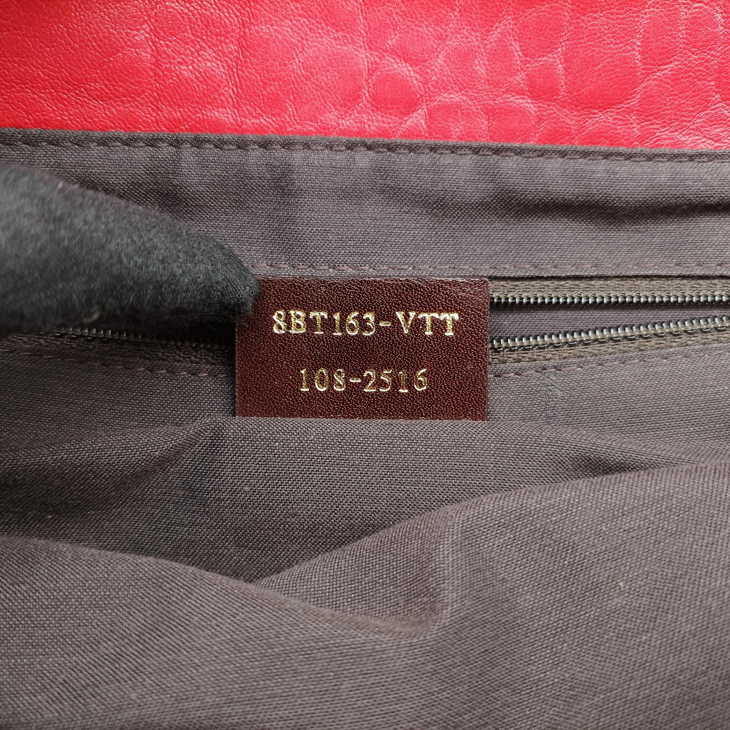 Pre-owned Fendi Mia Flap Red Leather 8BT163 shoulderbag | stylenewstar