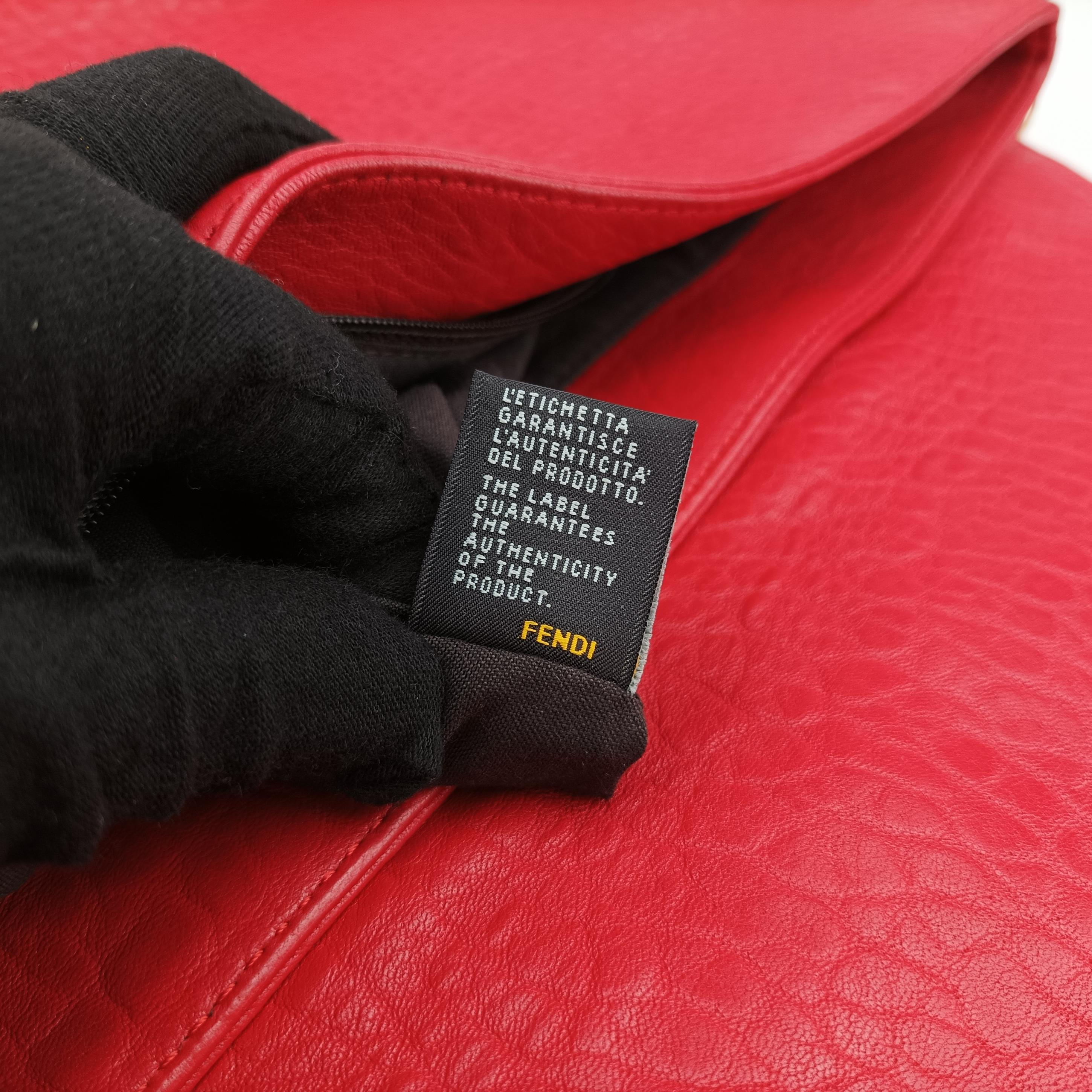 Pre-owned Fendi Mia Flap Red Leather 8BT163 shoulderbag | stylenewstar