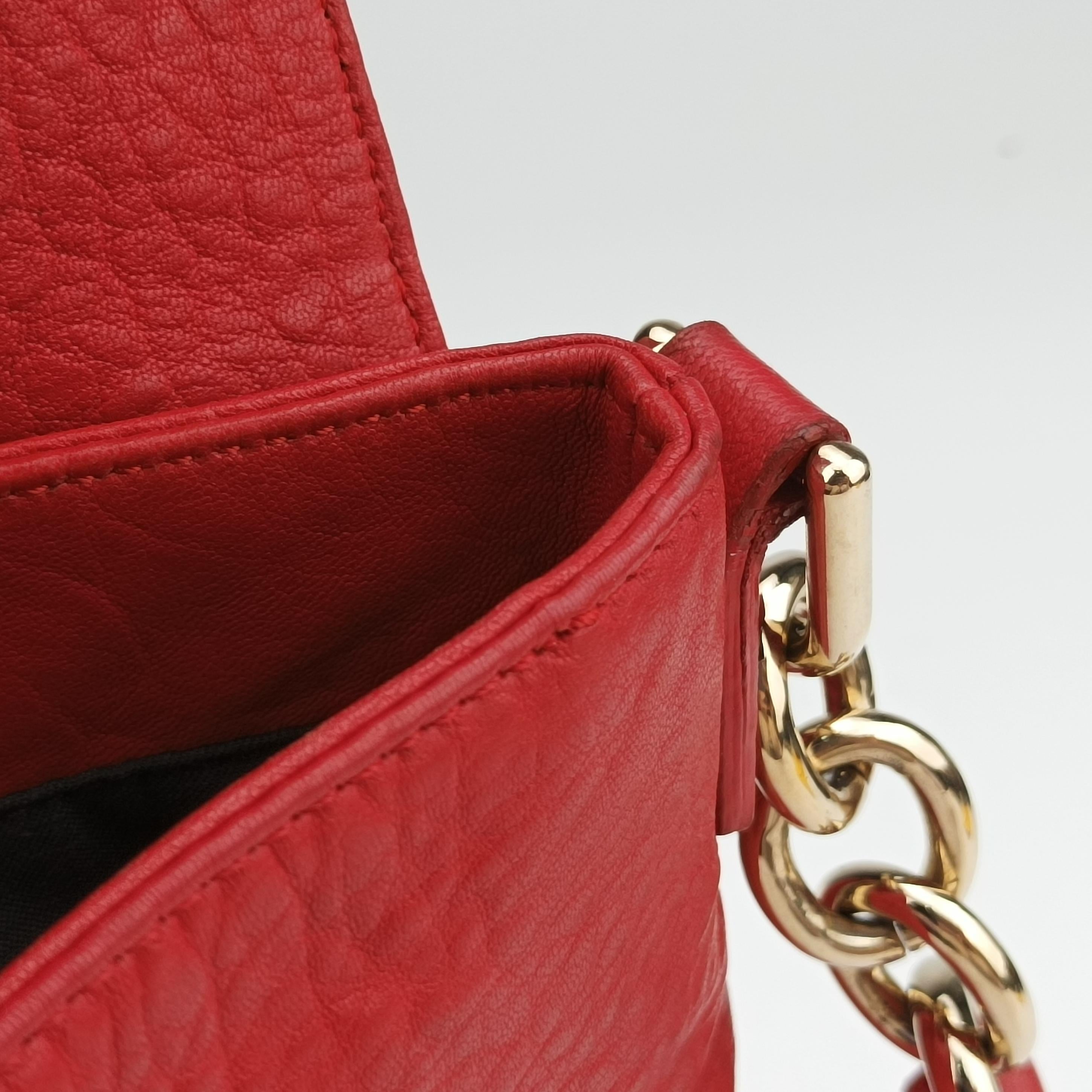 Pre-owned Fendi Mia Flap Red Leather 8BT163 shoulderbag | stylenewstar