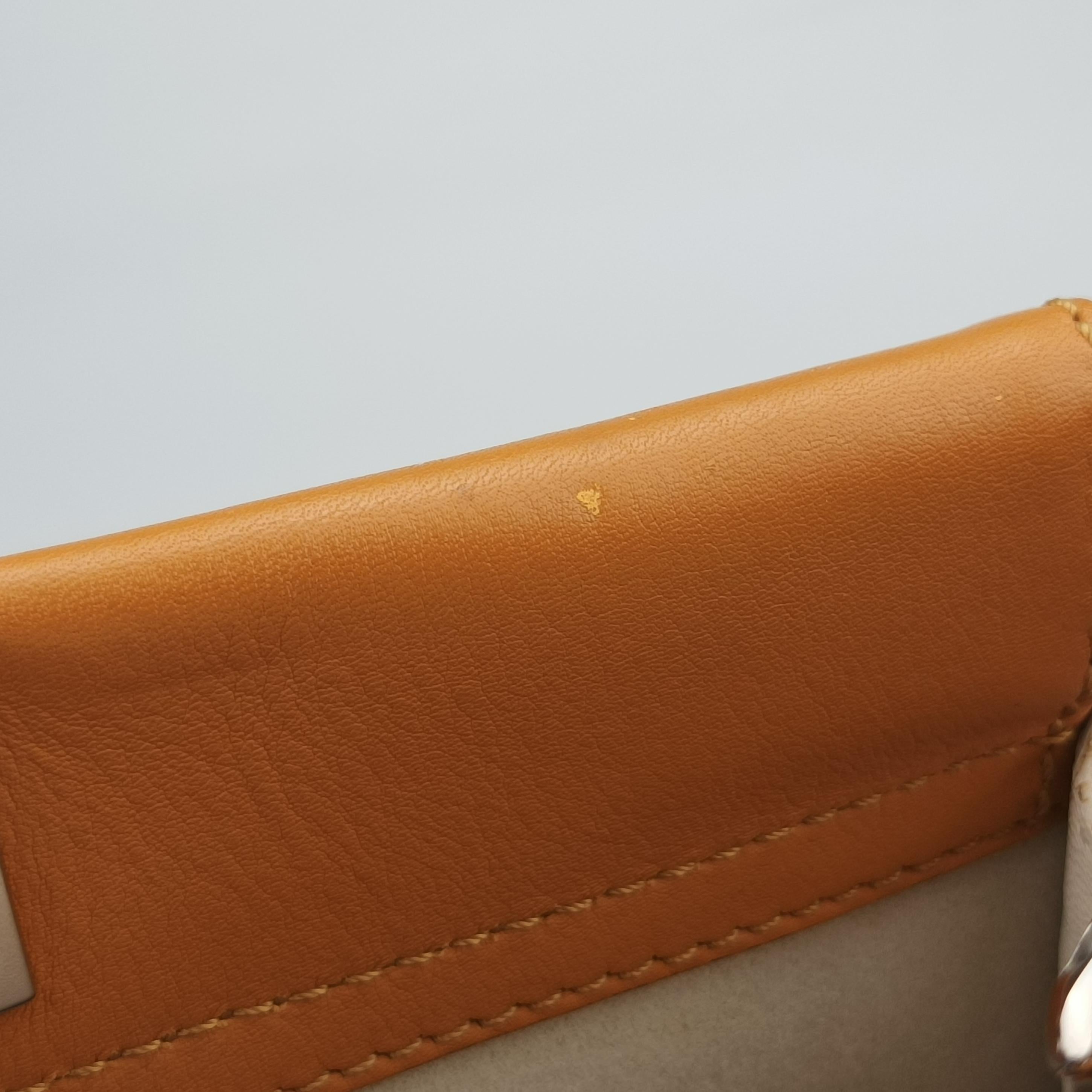 Pre-owned Fendi PEEKABOO Orange Leather 8BN290 shoulderbag | stylenewstar