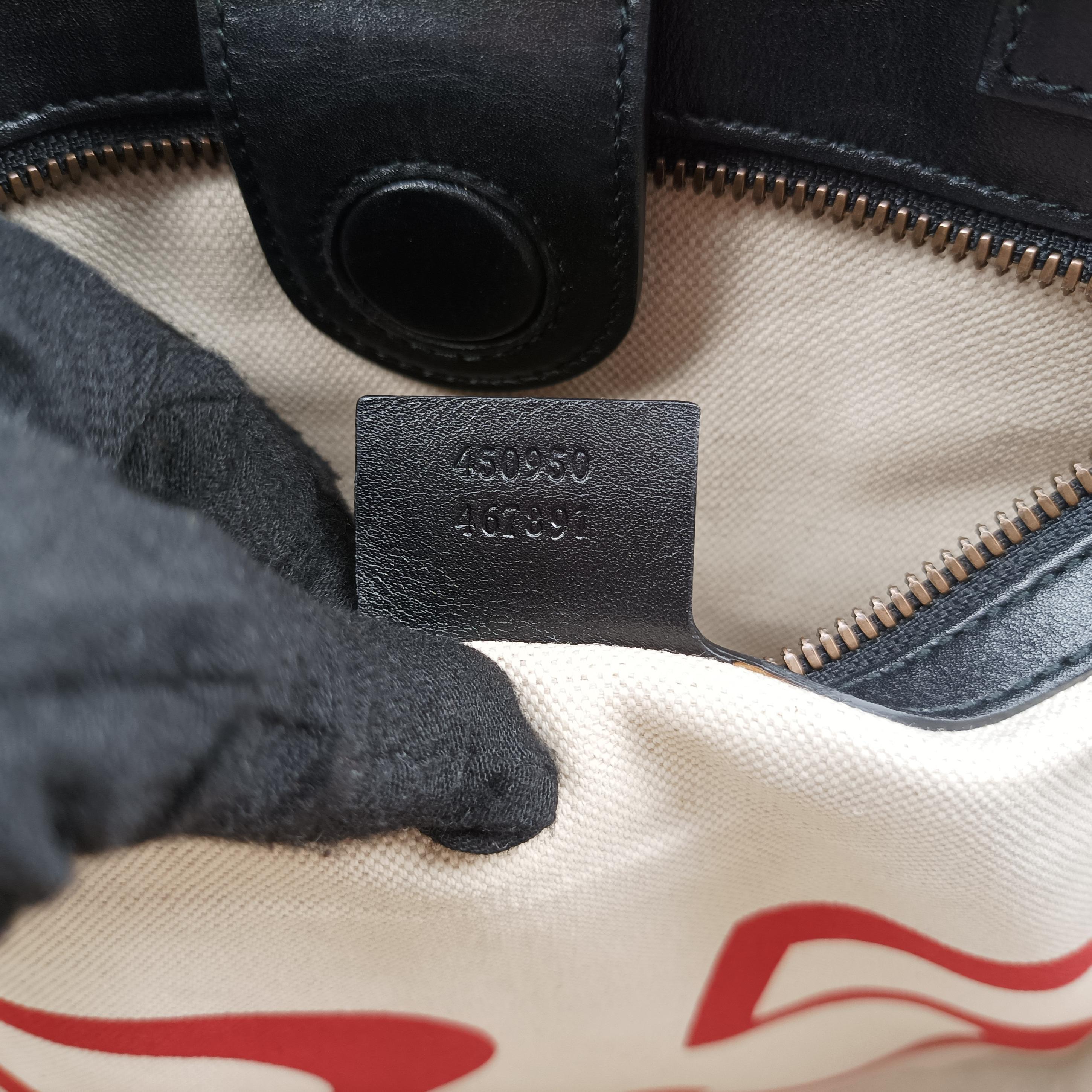 Vintage Gucci GG Supreme Taiga beige×Multicolour PVC coated canvas 450950 shoulderbag | stylenewstar