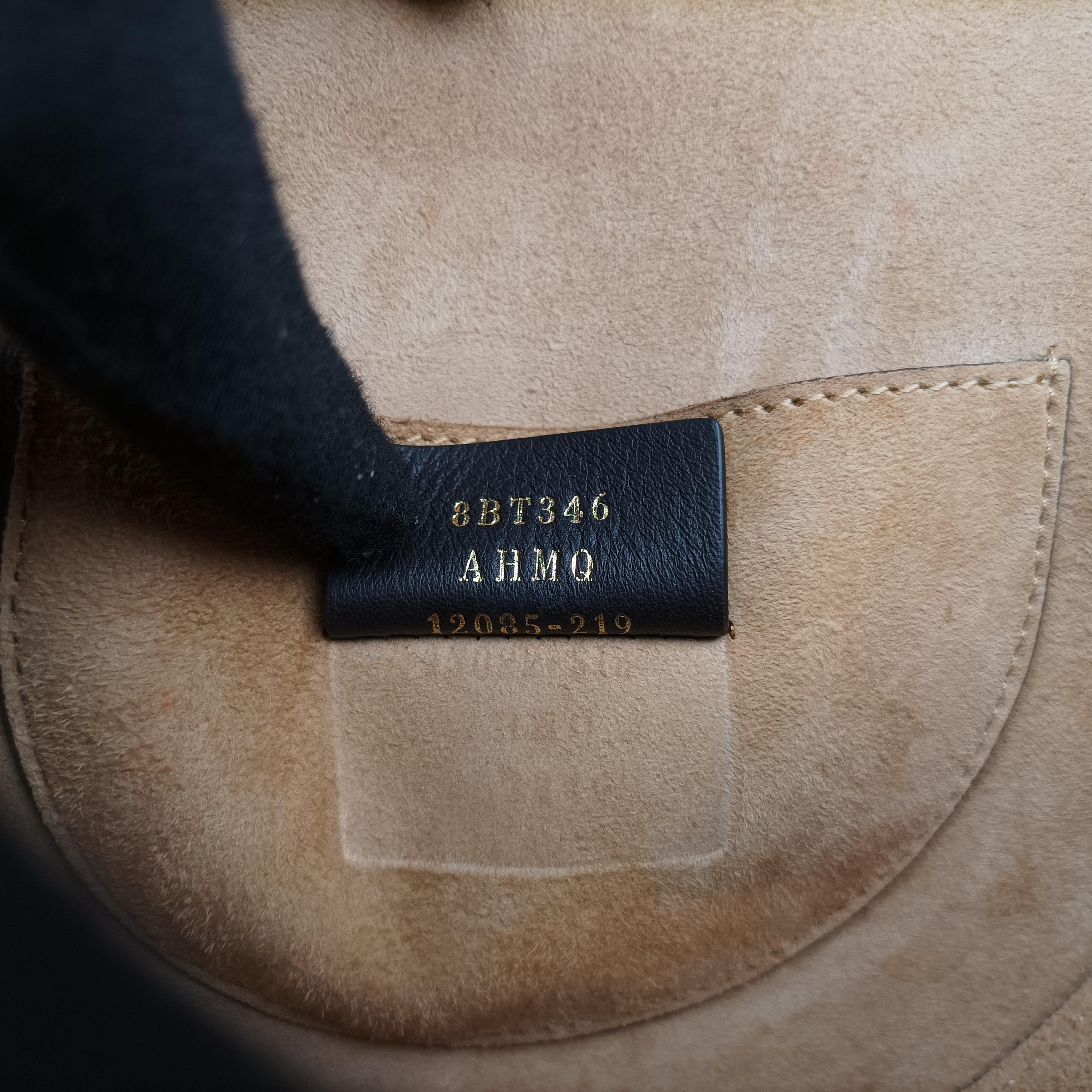 Pre-owned Fendi Moonlight Beige Leather 8BT346 shoulderbag | stylenewstar