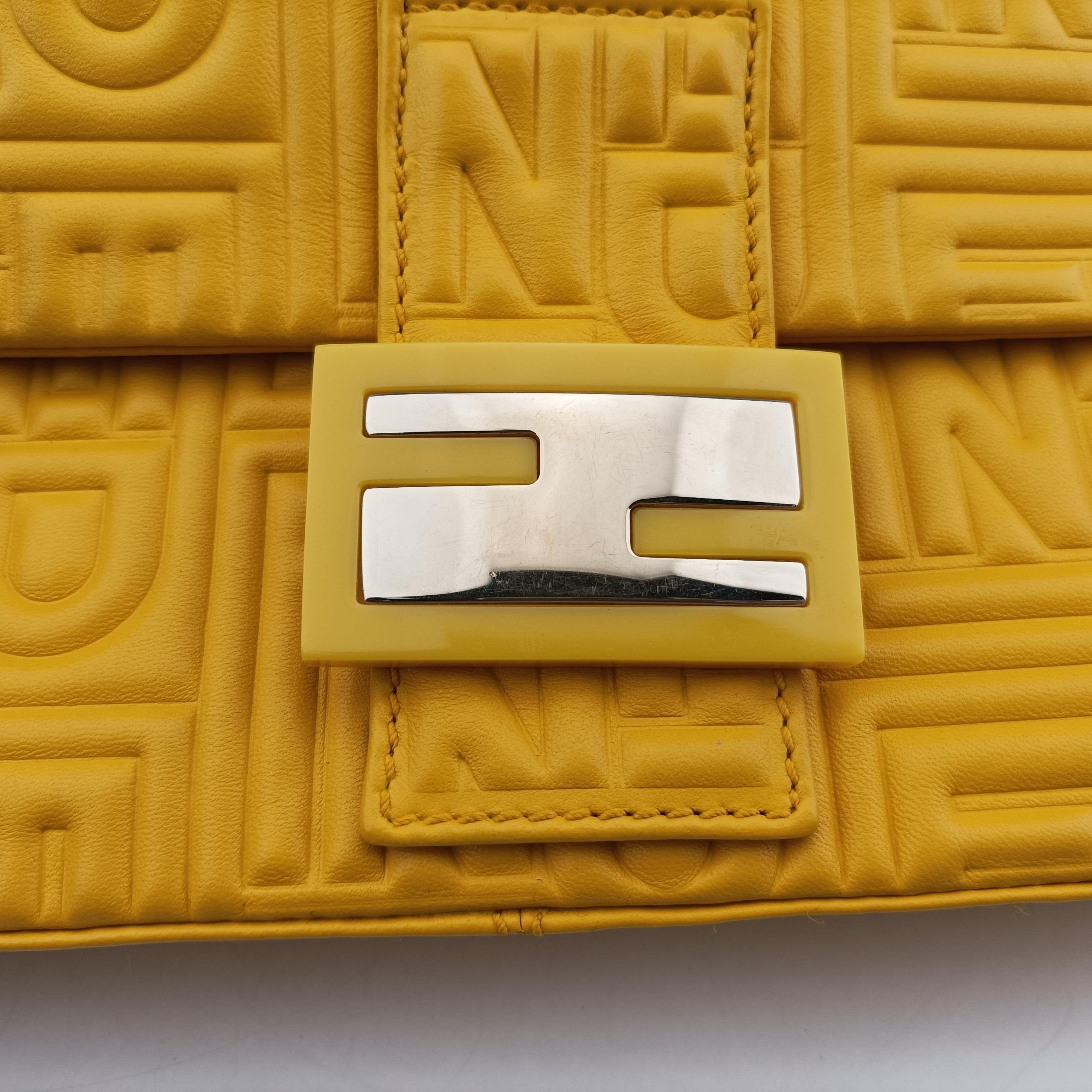 Pre-owned Fendi BAGUETTE Yellow Leather 8BR600 shoulderbag | stylenewstar