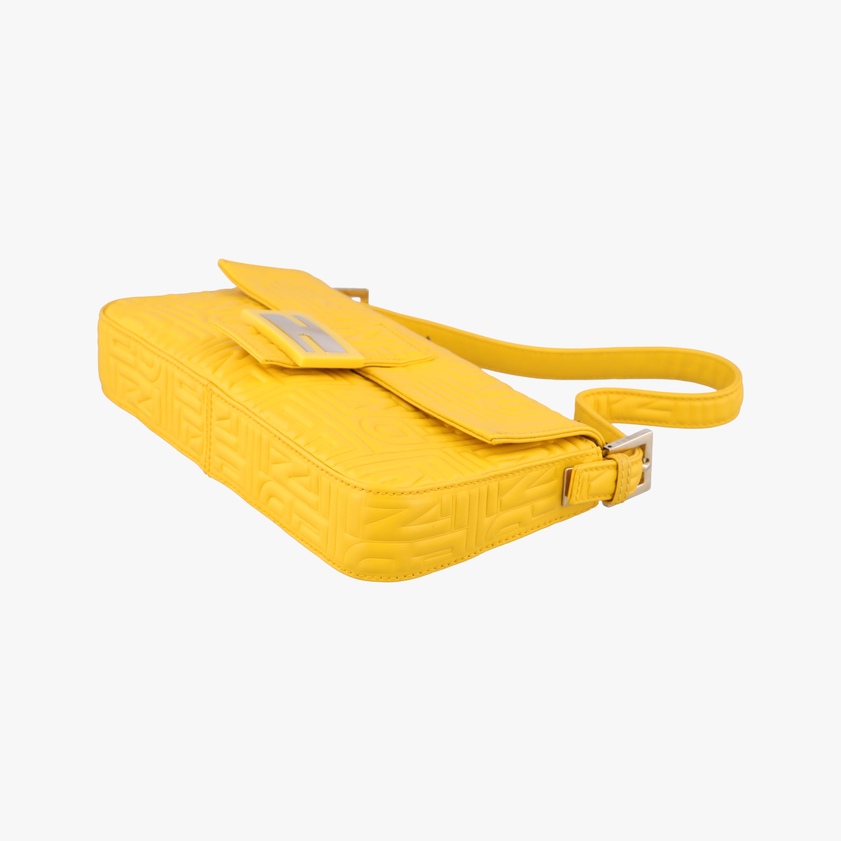 Pre-owned Fendi BAGUETTE Yellow Leather 8BR600 shoulderbag | stylenewstar