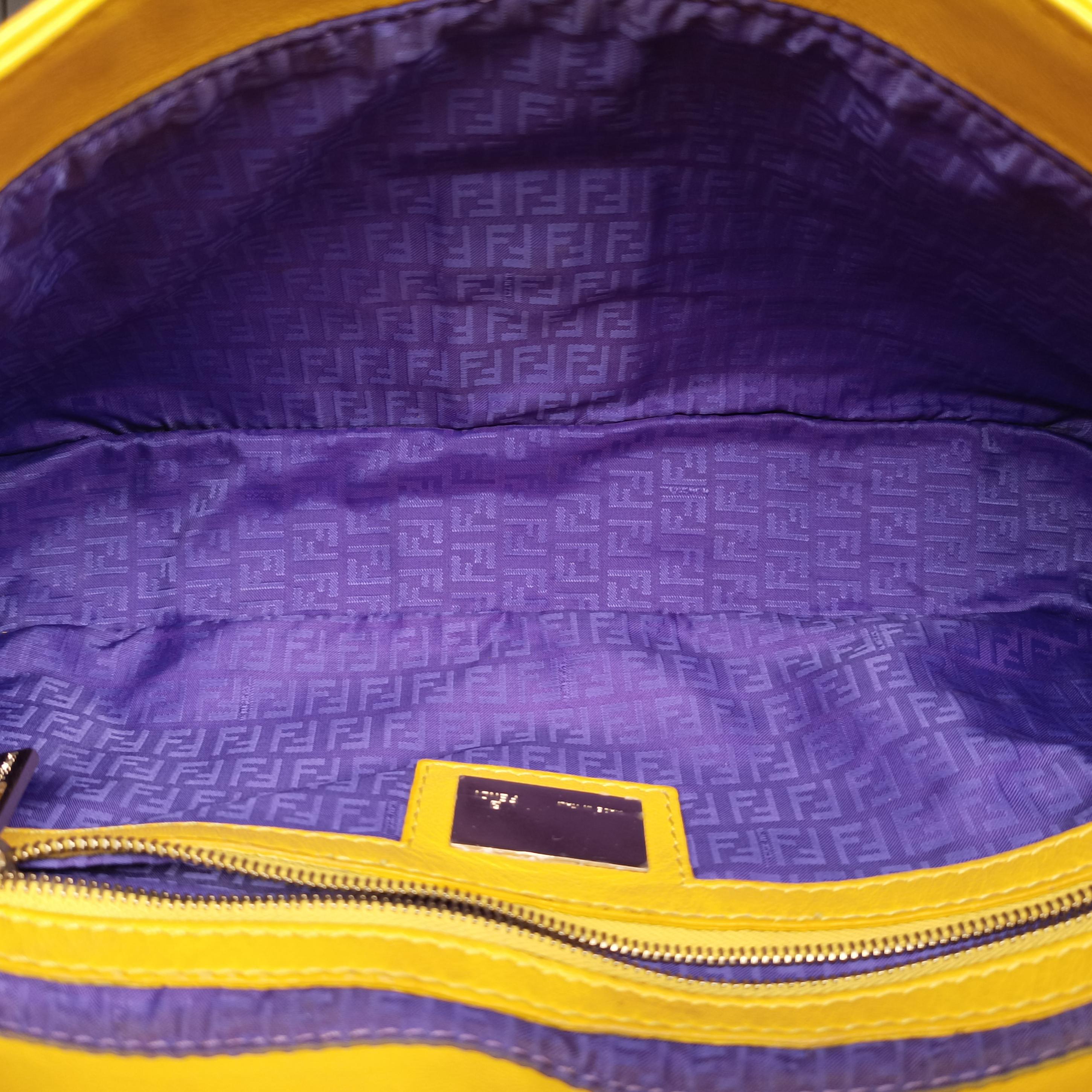 Pre-owned Fendi BAGUETTE Yellow Leather 8BR600 shoulderbag | stylenewstar