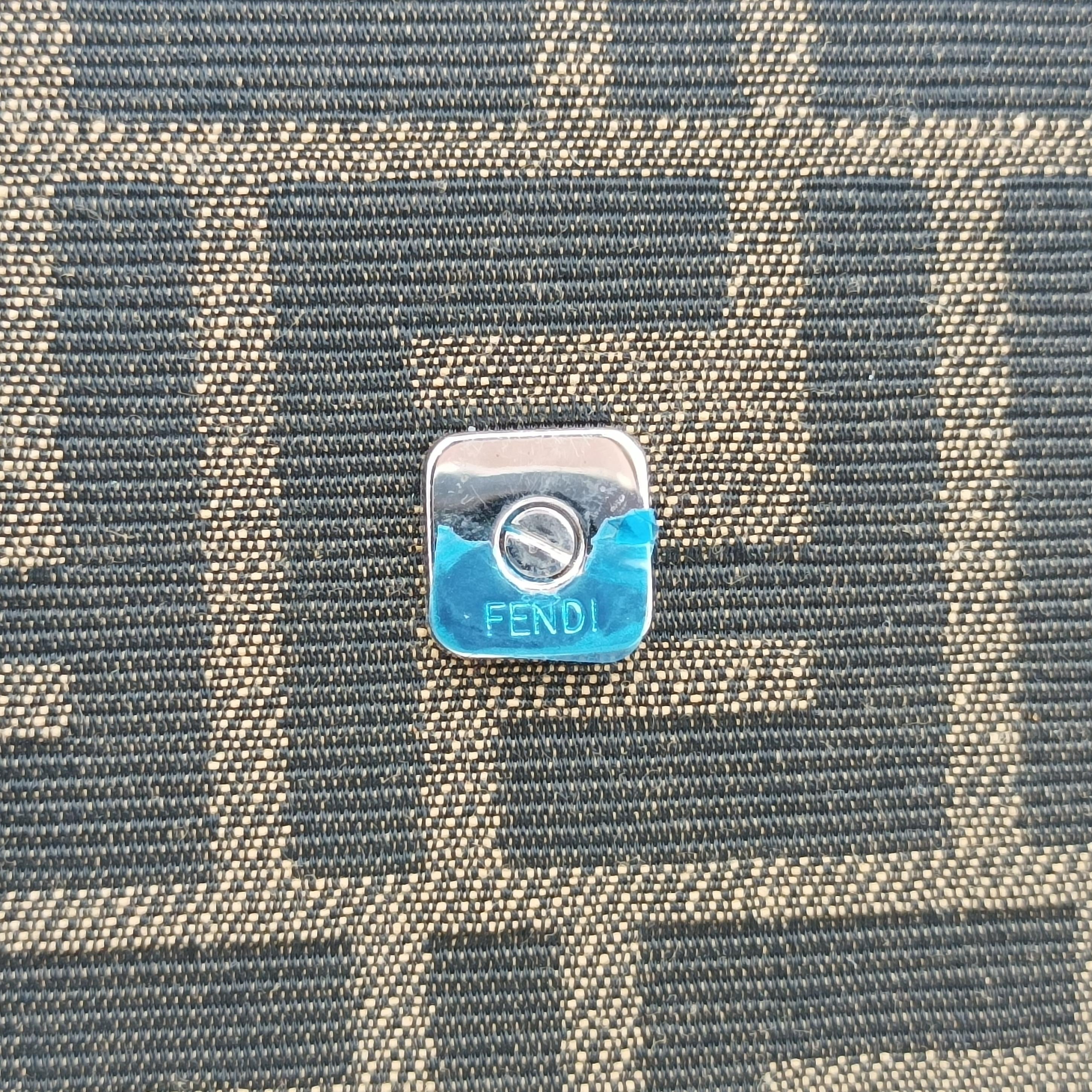 Pre-owned Fendi Zucca Soft Trunk Phone Pouch Brown Canvas 7AS139 shoulderbag | stylenewstar