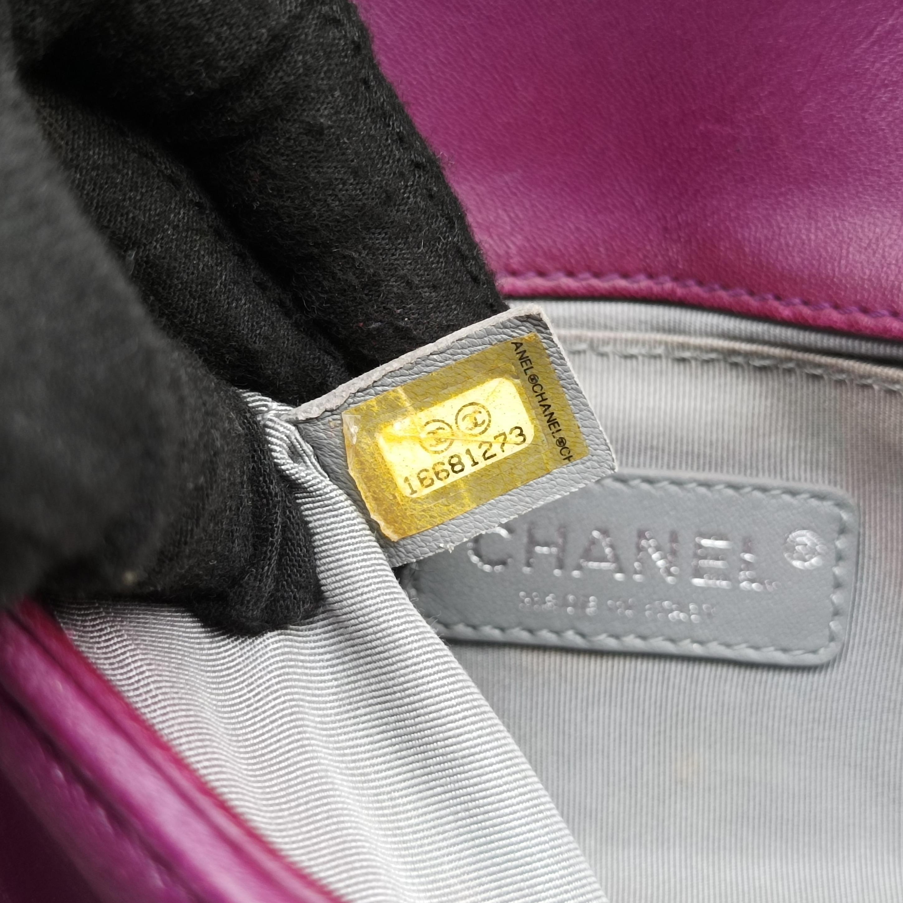 Secondhand Chanel BOY CHANEL Rose×Red Galuchat Stingray ×lambskin A67137 shoulderbag | stylenewstar