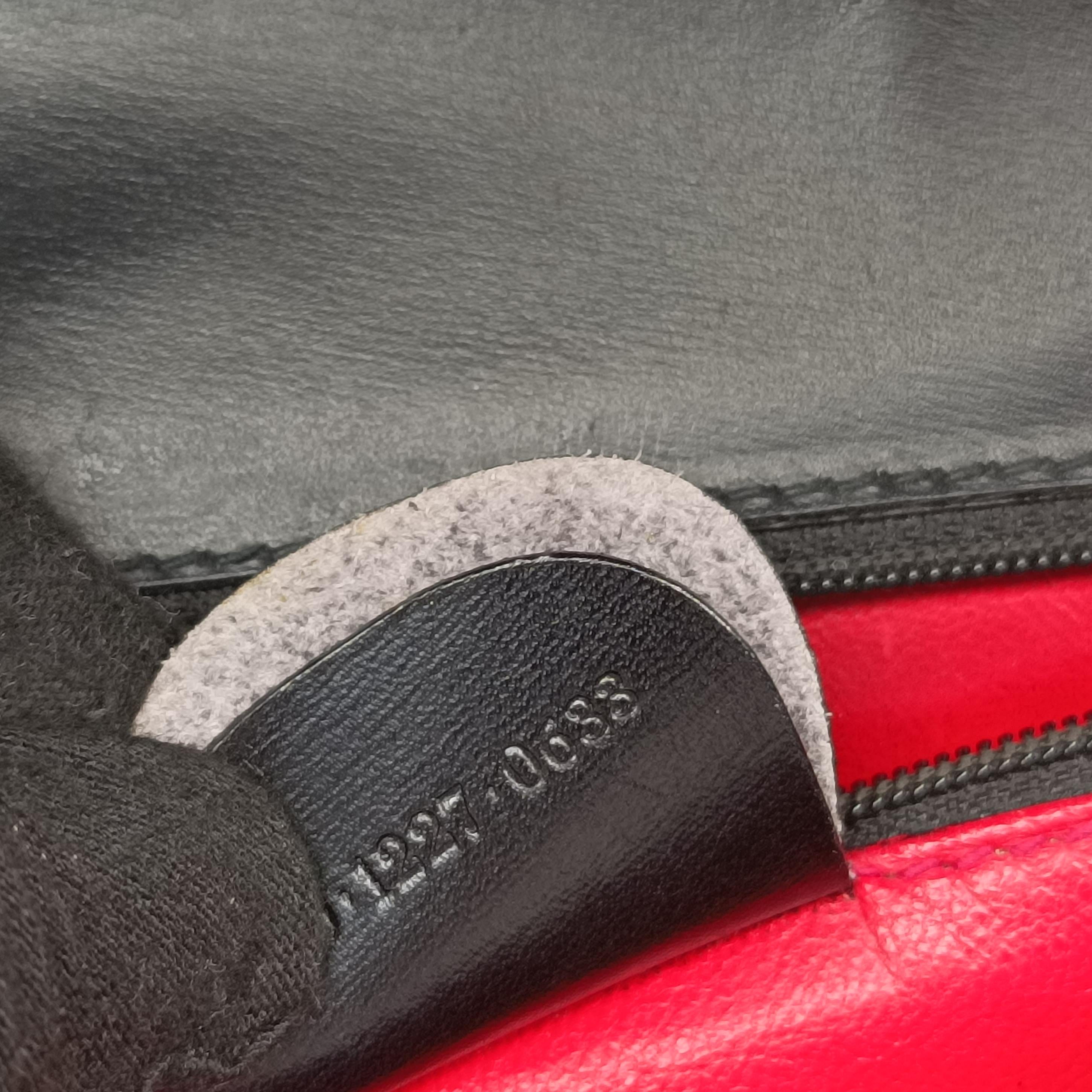 Pre-owned Gucci Bamboo Black Leather 000.12 handbag | stylenewstar