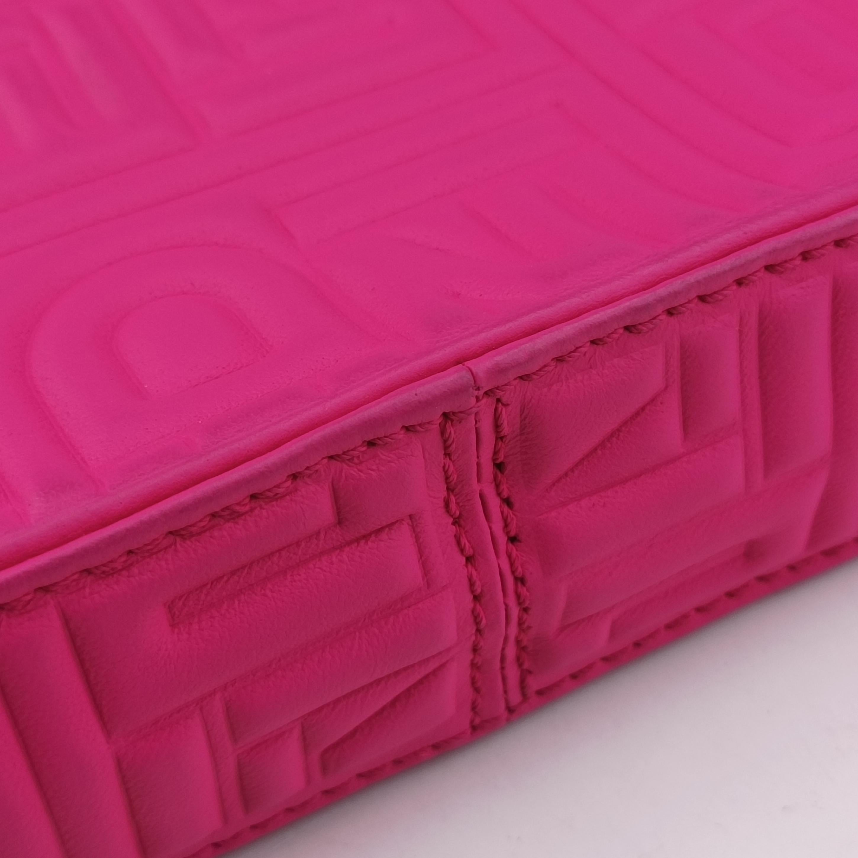 Pre-owned Fendi BAGUETTE Pink Leather 8BR600 shoulderbag | stylenewstar