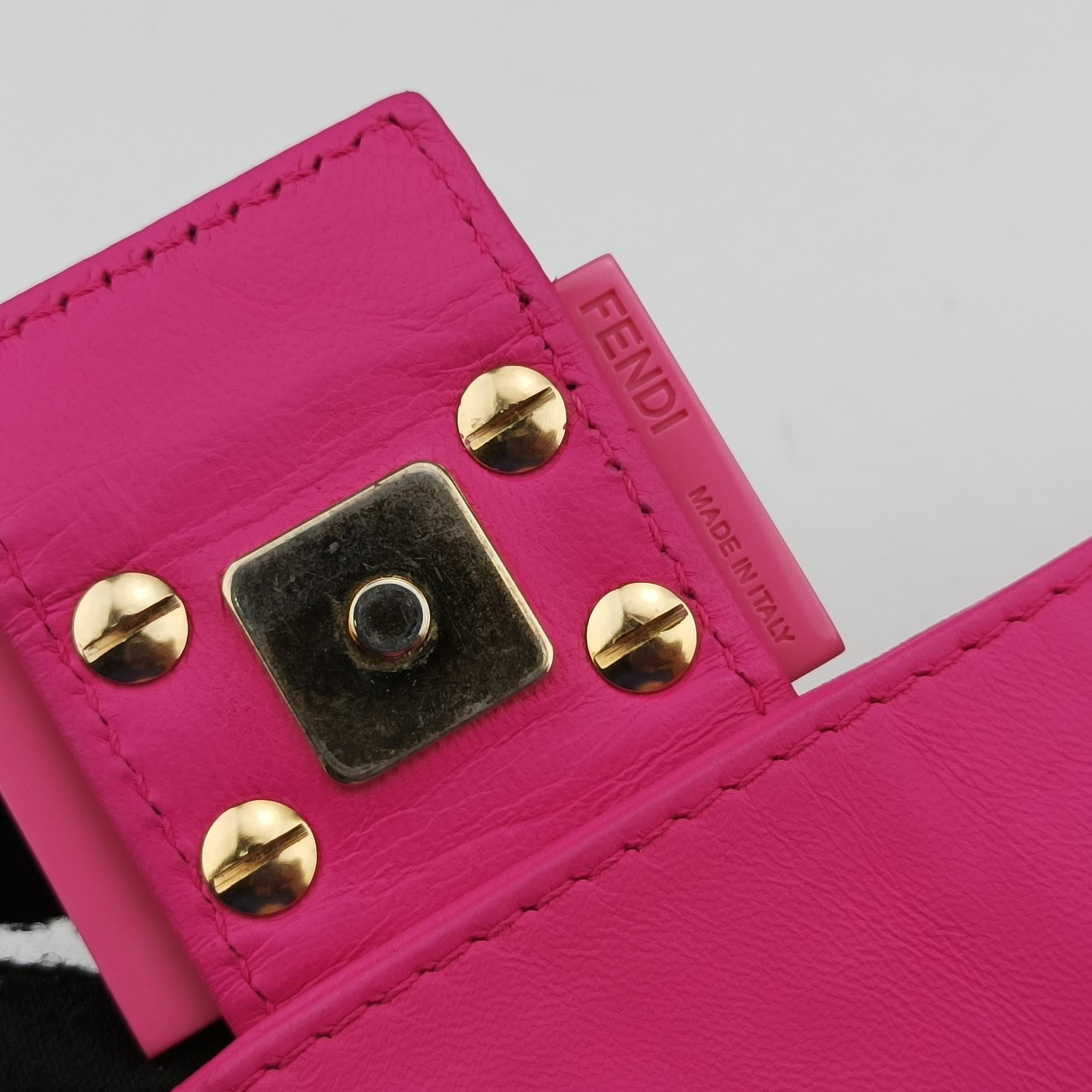 Pre-owned Fendi BAGUETTE Pink Leather 8BR600 shoulderbag | stylenewstar