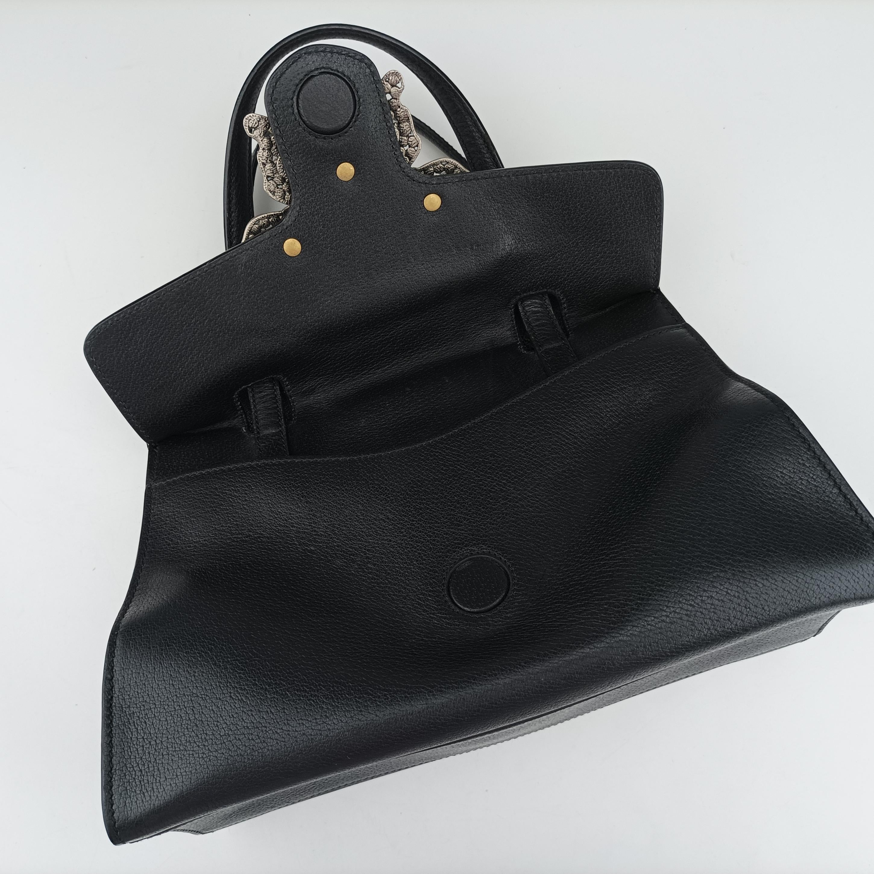 Pre-owned Gucci Crystal Butterfly Linea Totem Black x Green x Red Leather 505342 handbag | stylenewstar