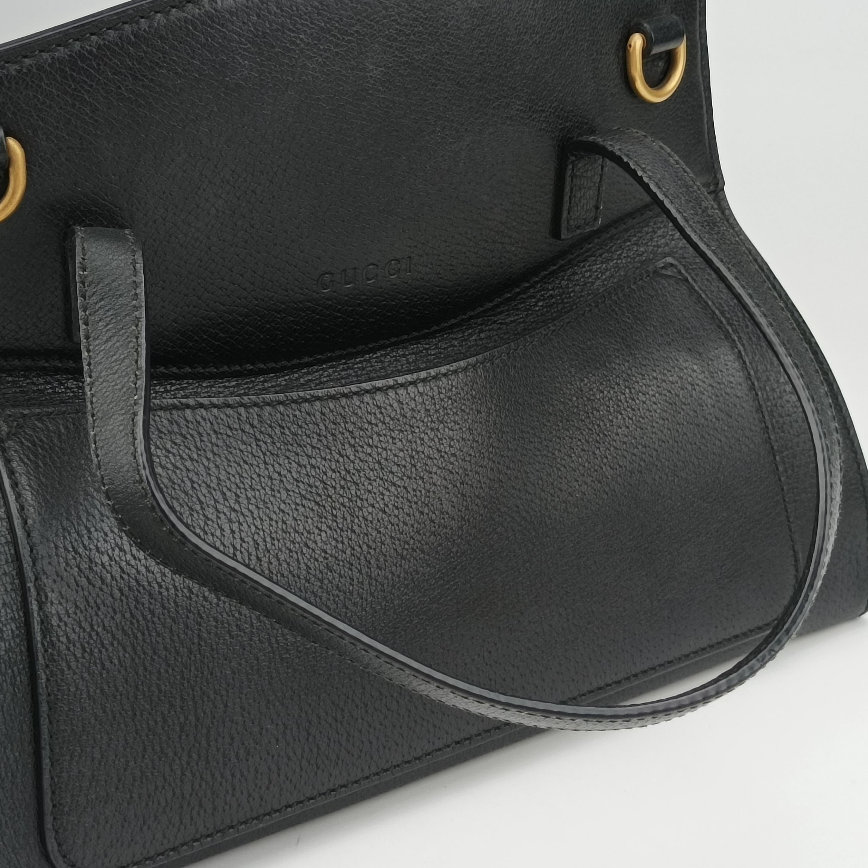 Pre-owned Gucci Crystal Butterfly Linea Totem Black x Green x Red Leather 505342 handbag | stylenewstar