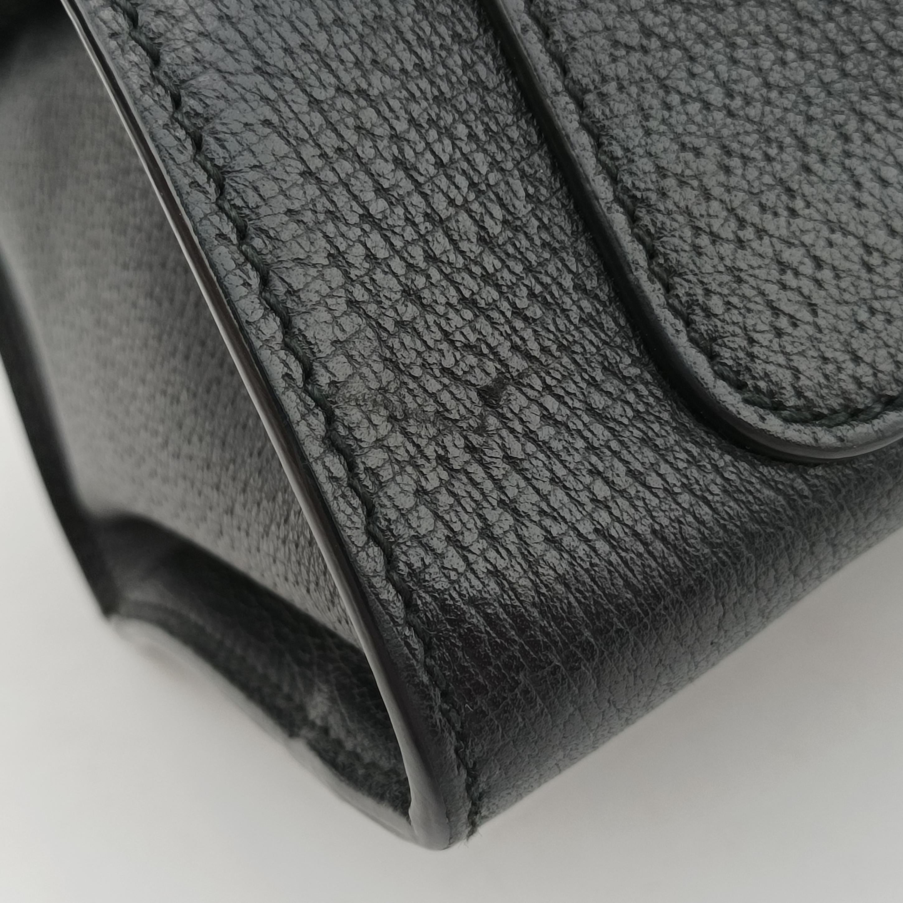 Pre-owned Gucci Crystal Butterfly Linea Totem Black x Green x Red Leather 505342 handbag | stylenewstar