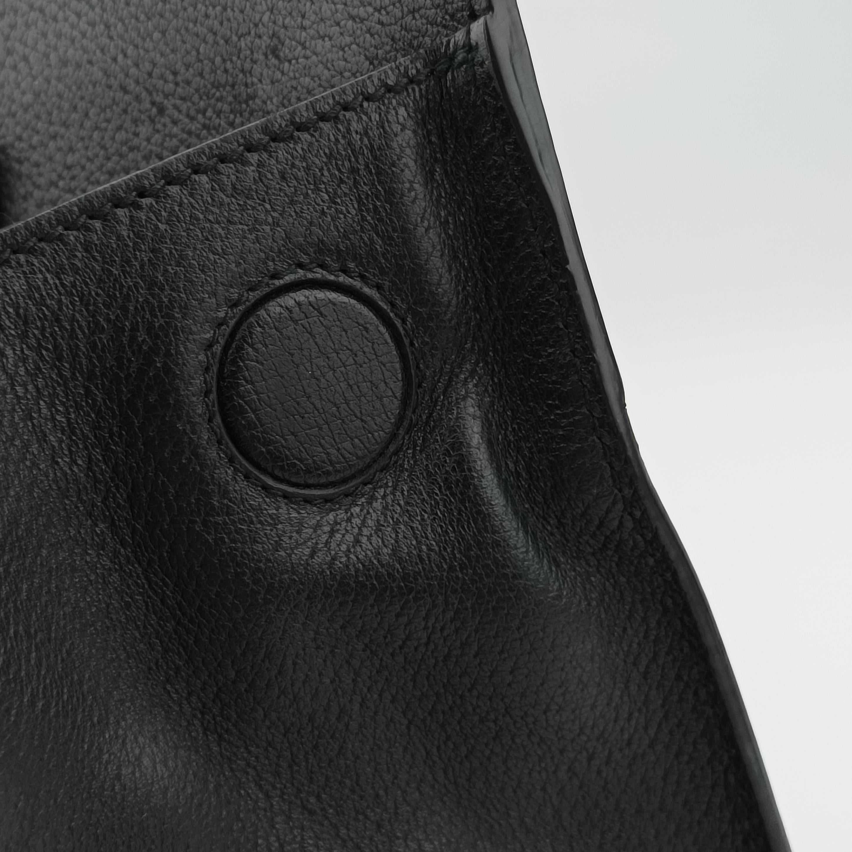 Pre-owned Gucci Crystal Butterfly Linea Totem Black x Green x Red Leather 505342 handbag | stylenewstar