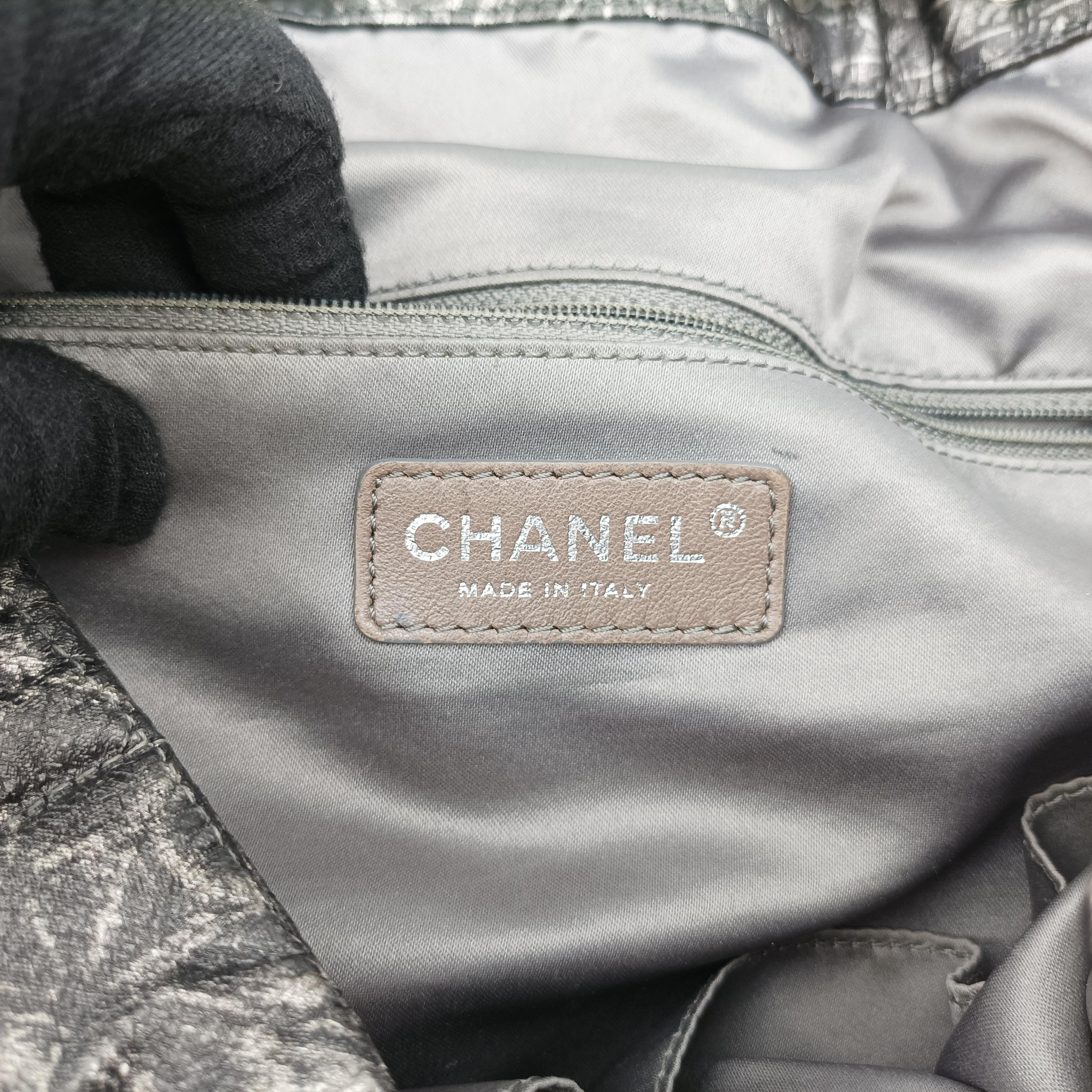 Secondhand Chanel Coco Cabas GM Coco Mark Grey Mixed Fiber A47190 shoulderbag | stylenewstar
