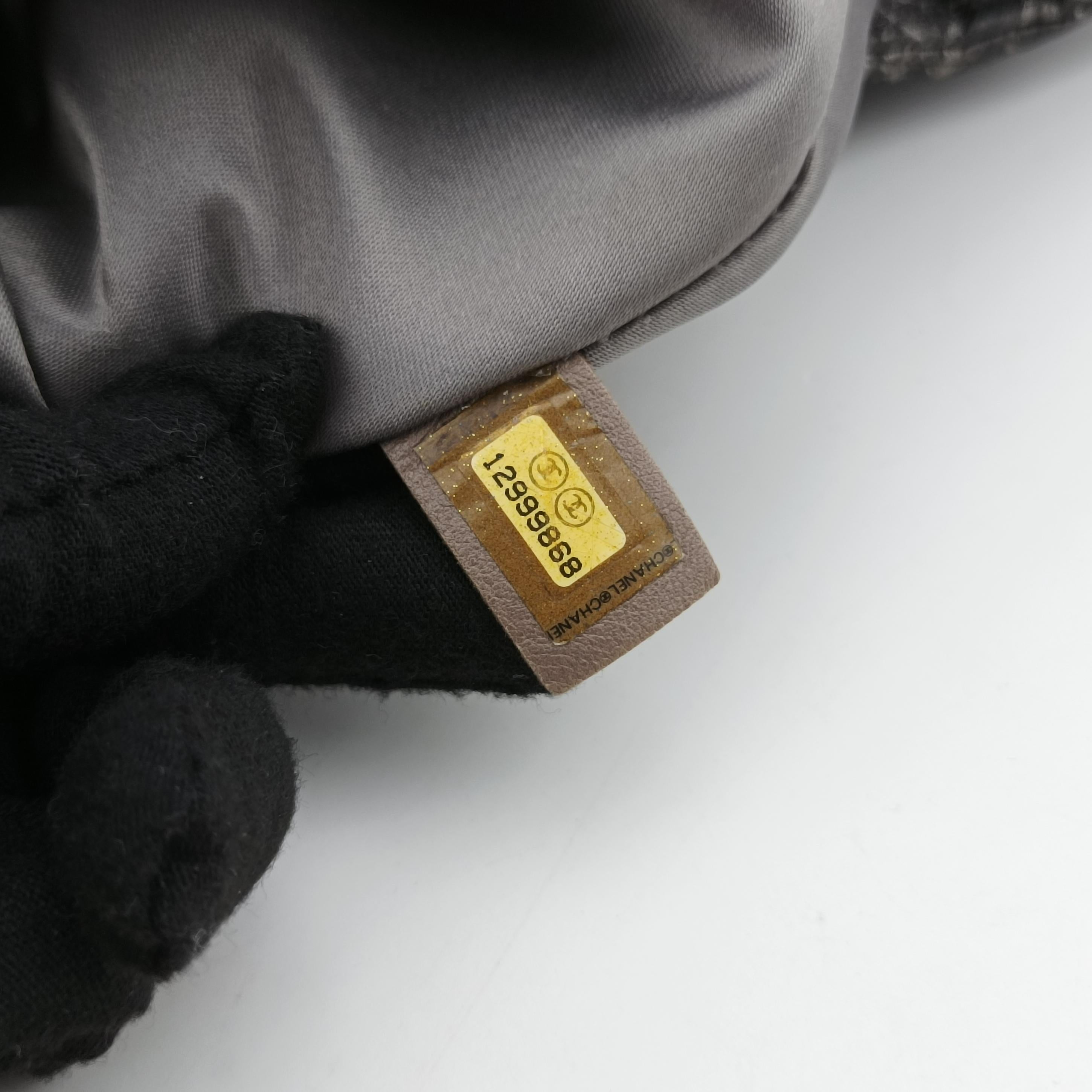 Secondhand Chanel Coco Cabas GM Coco Mark Grey Mixed Fiber A47190 shoulderbag | stylenewstar