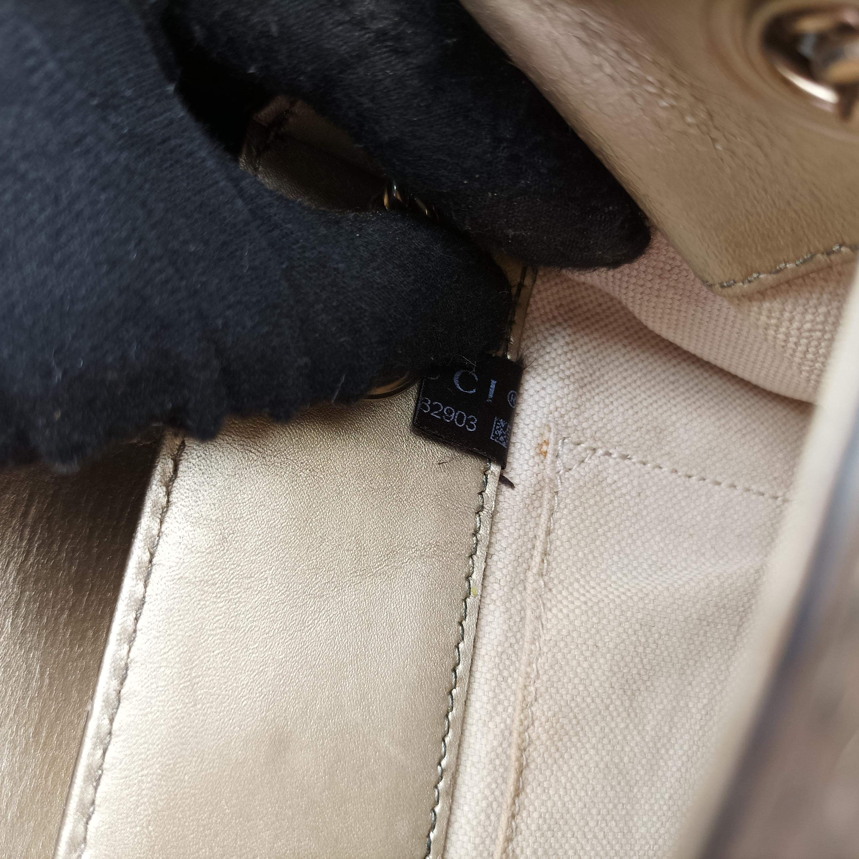 Pre-owned Gucci Emily Golden Leather 369621 shoulderbag | stylenewstar