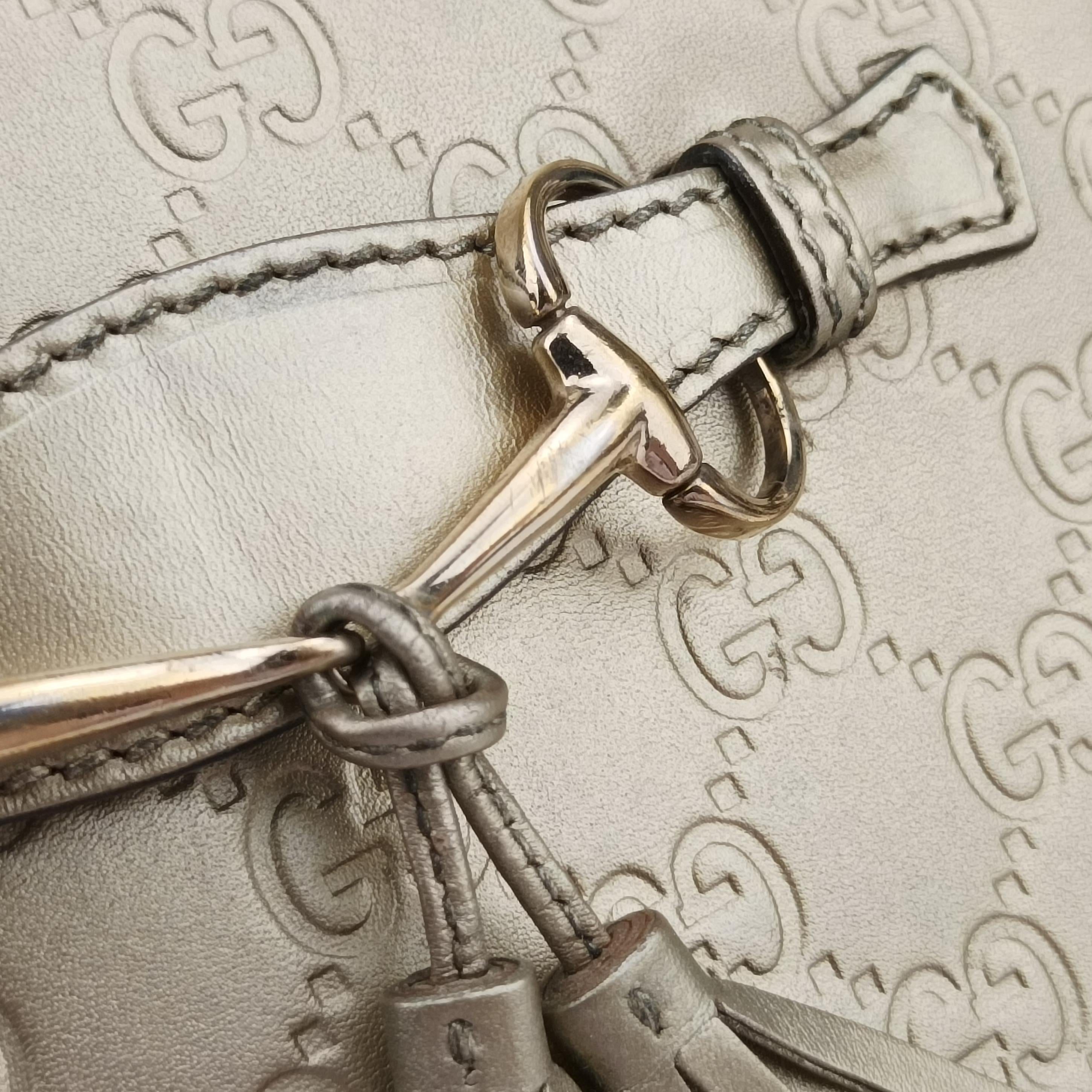 Pre-owned Gucci Emily Golden Leather 369621 shoulderbag | stylenewstar