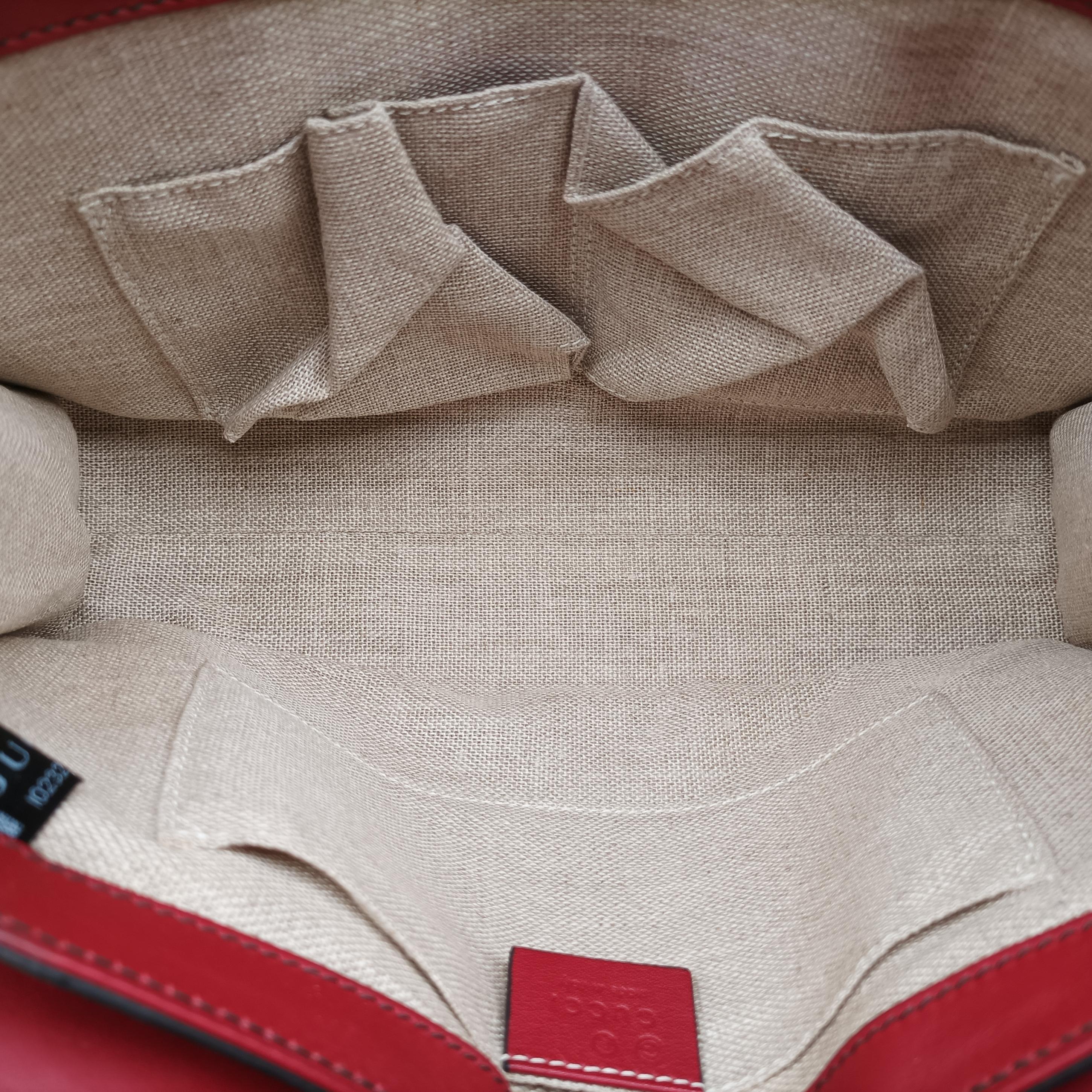 Pre-owned Gucci Emily Red Leather 449635 shoulderbag | stylenewstar