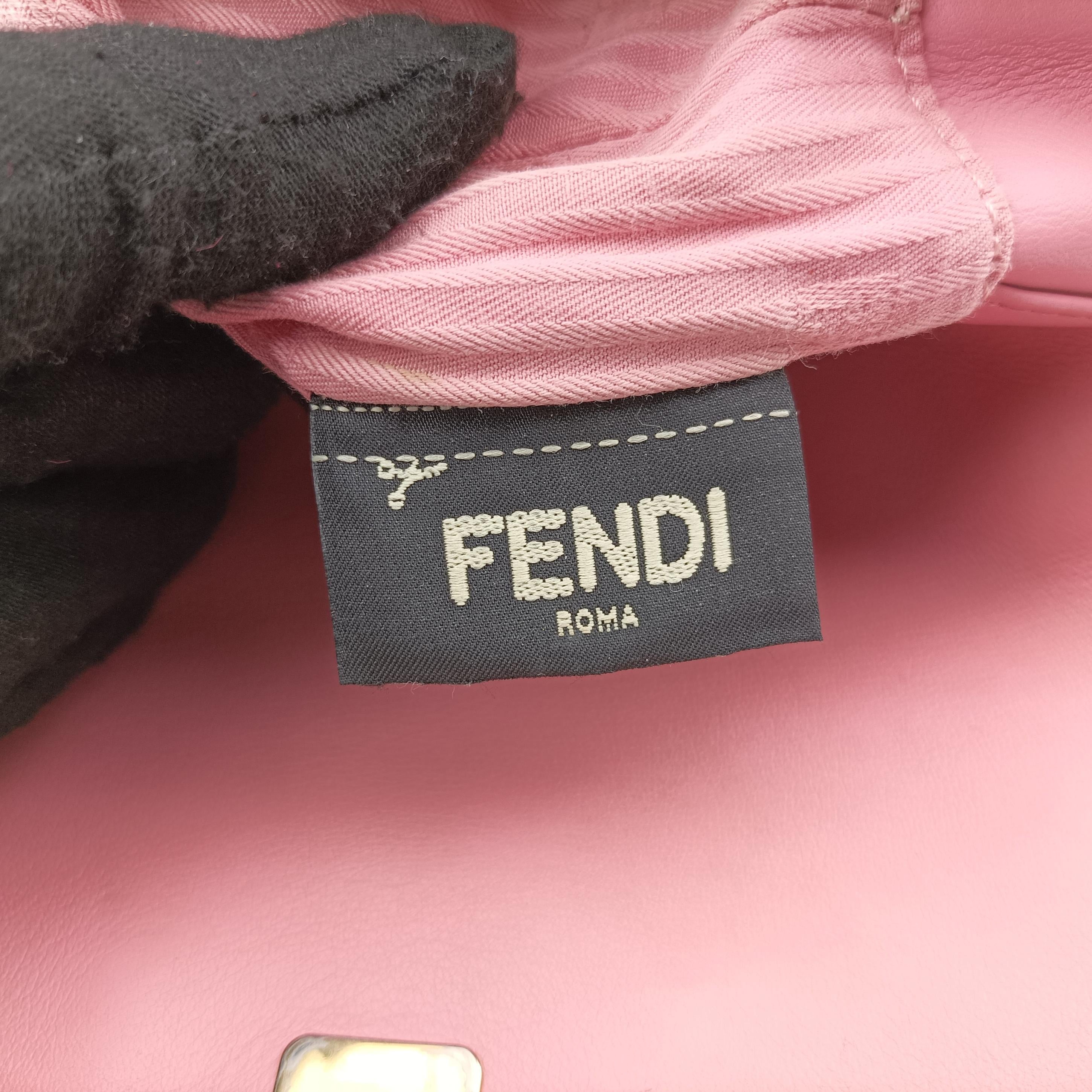 Pre-owned Fendi Fendista Pochette Pink Leather 8M0276 shoulderbag | stylenewstar