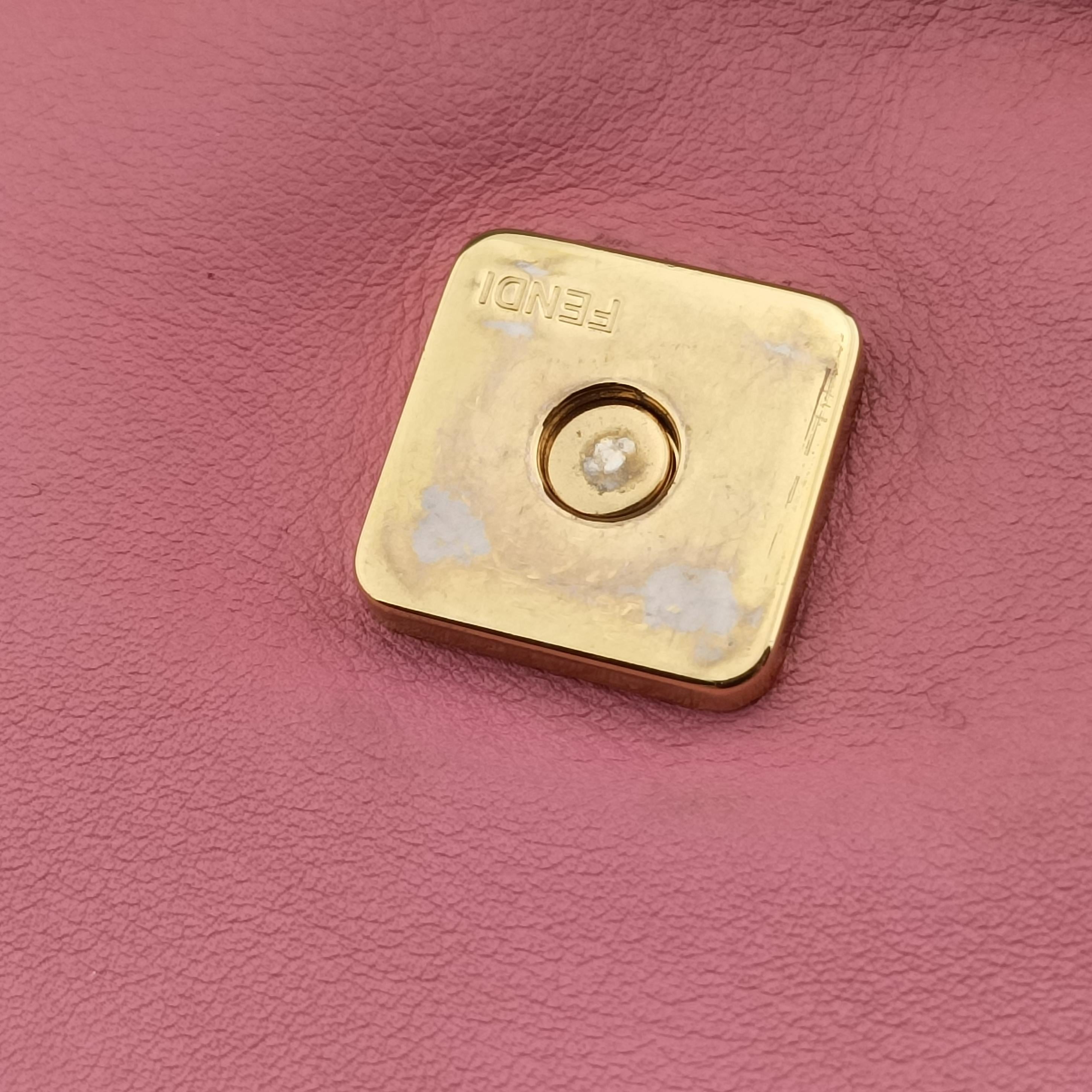 Pre-owned Fendi Fendista Pochette Pink Leather 8M0276 shoulderbag | stylenewstar