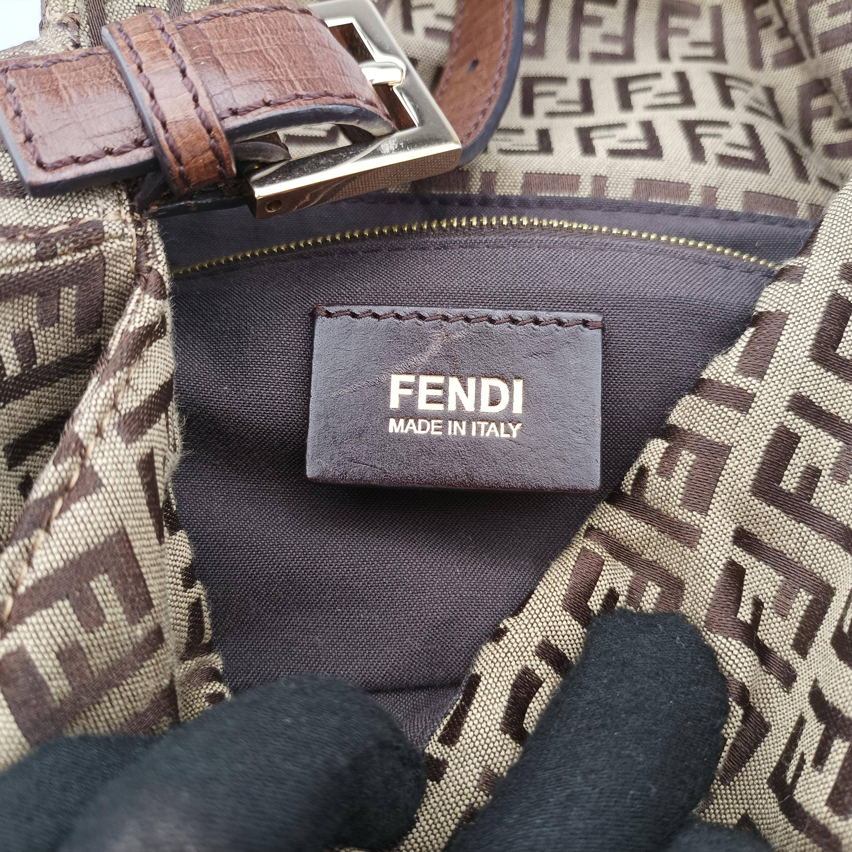 Vintage Fendi Zucchino Baguette Brown fabric 8BR003 shoulderbag | stylenewstar