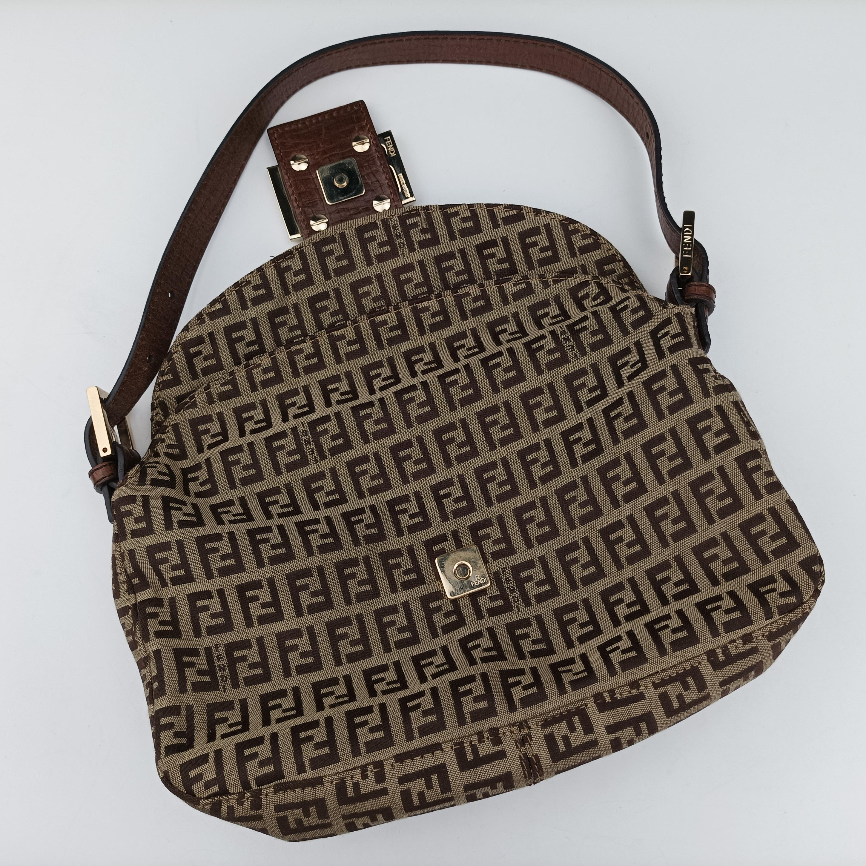 Vintage Fendi Zucchino Baguette Brown fabric 8BR003 shoulderbag | stylenewstar