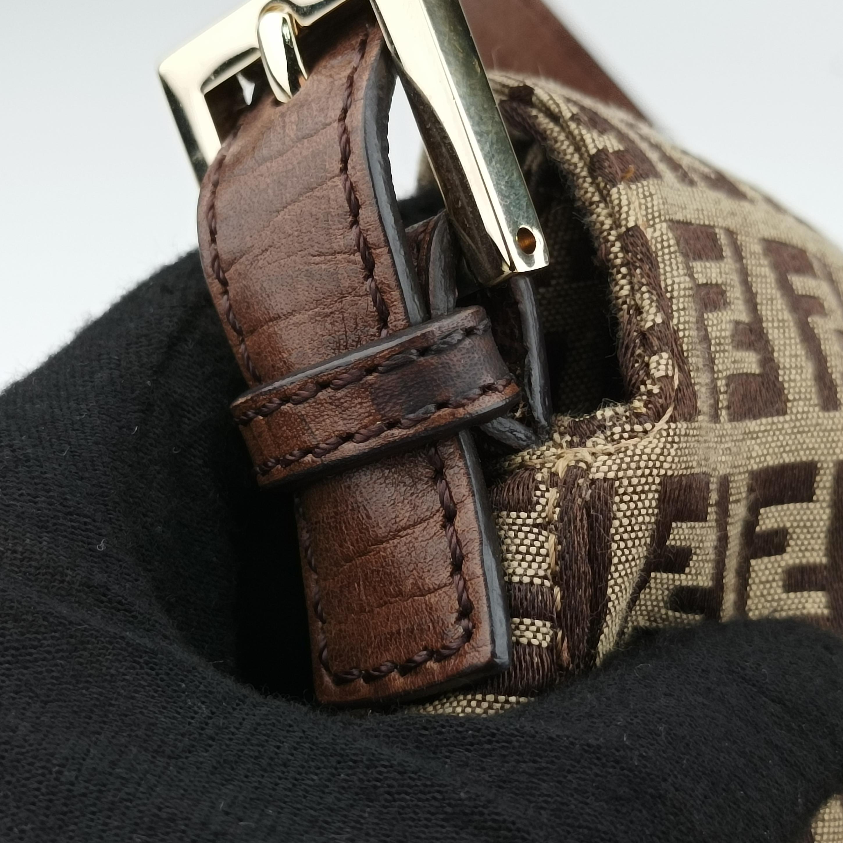 Vintage Fendi Zucchino Baguette Brown fabric 8BR003 shoulderbag | stylenewstar