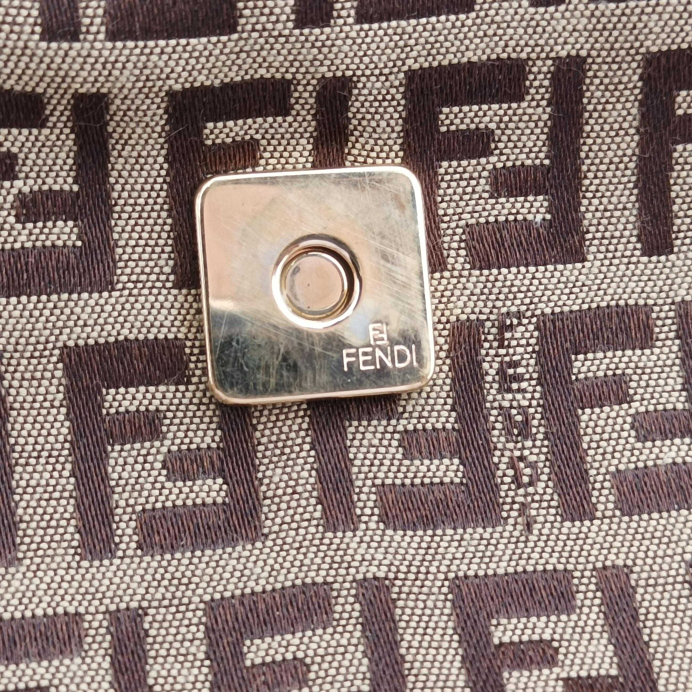 Vintage Fendi Zucchino Baguette Brown fabric 8BR003 shoulderbag | stylenewstar