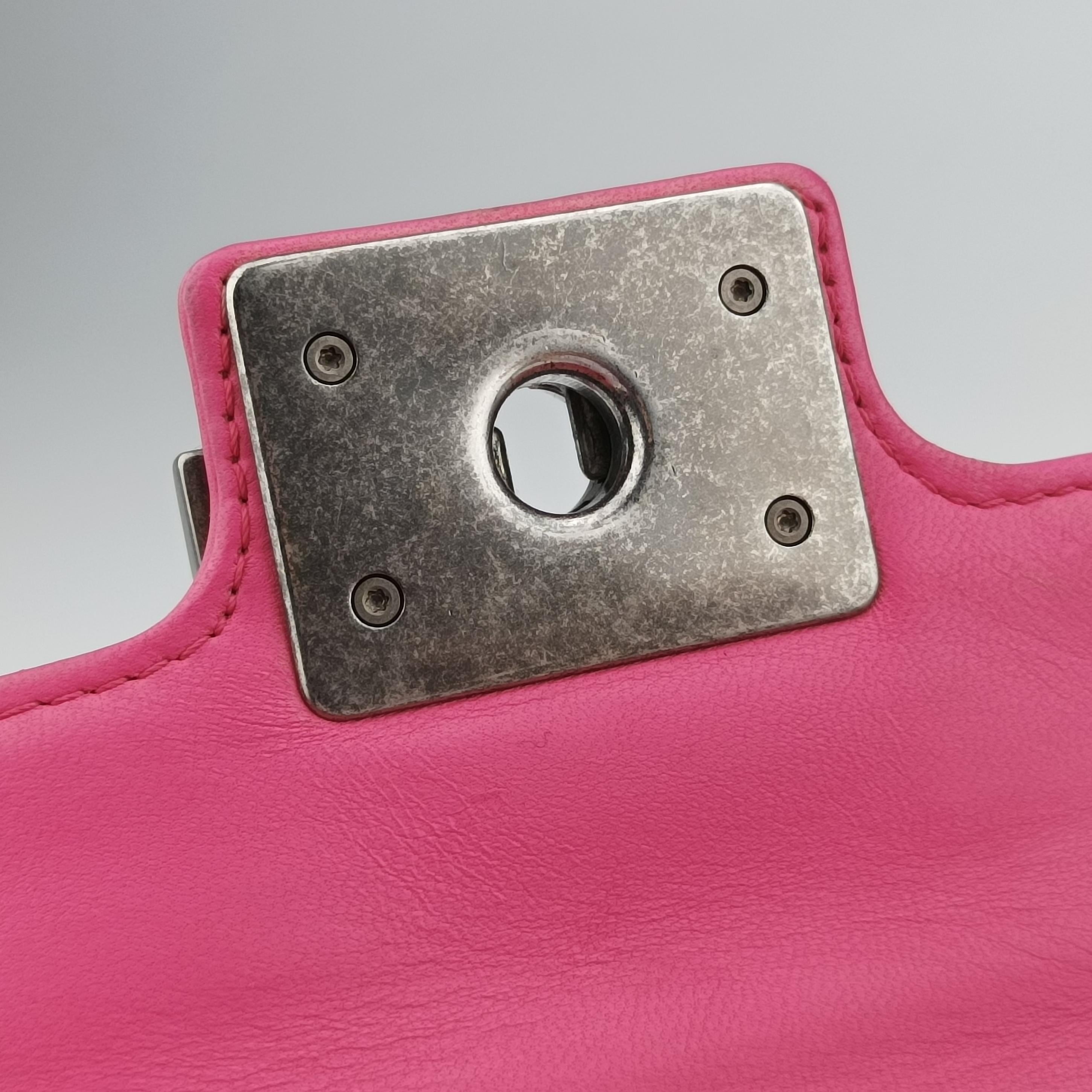 Pre-owned Chanel Boy exotic Pink lambskin×Pearlfish Leather A67198 shoulderbag | stylenewstar