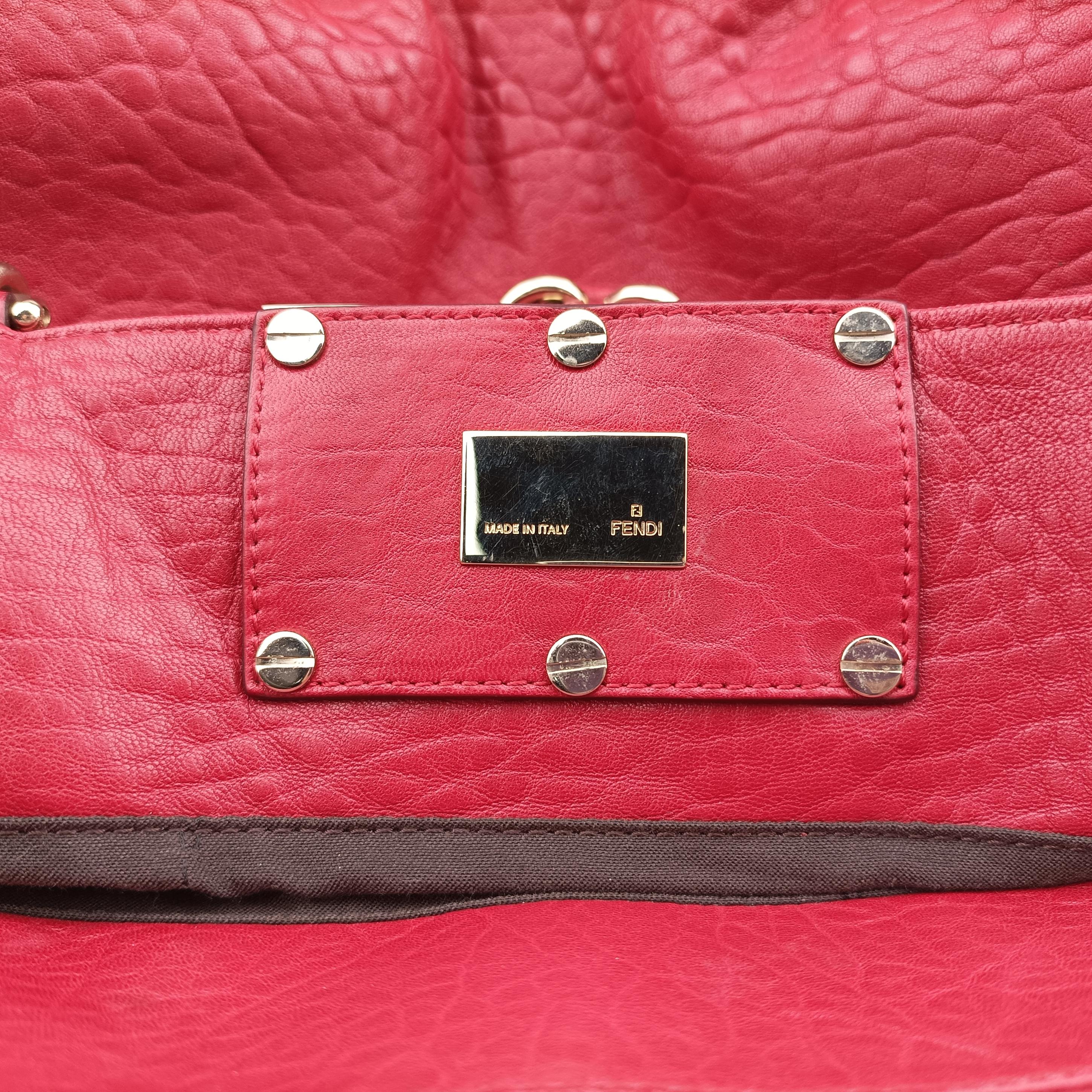 Pre-owned Fendi Mia Red Leather 8BR616 shoulderbag | stylenewstar