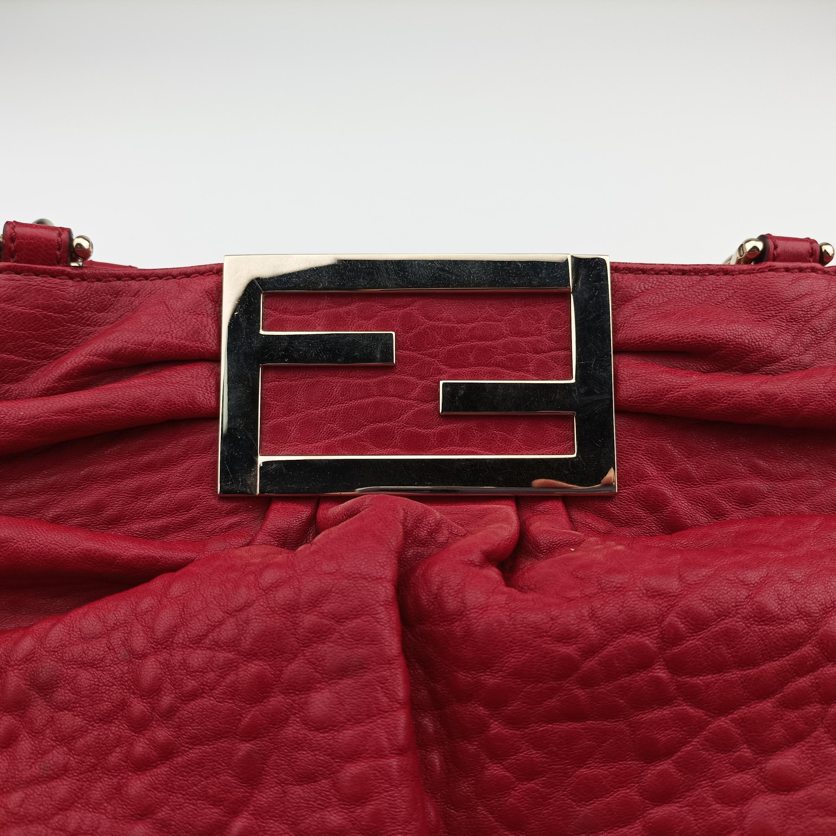 Pre-owned Fendi Mia Red Leather 8BR616 shoulderbag | stylenewstar
