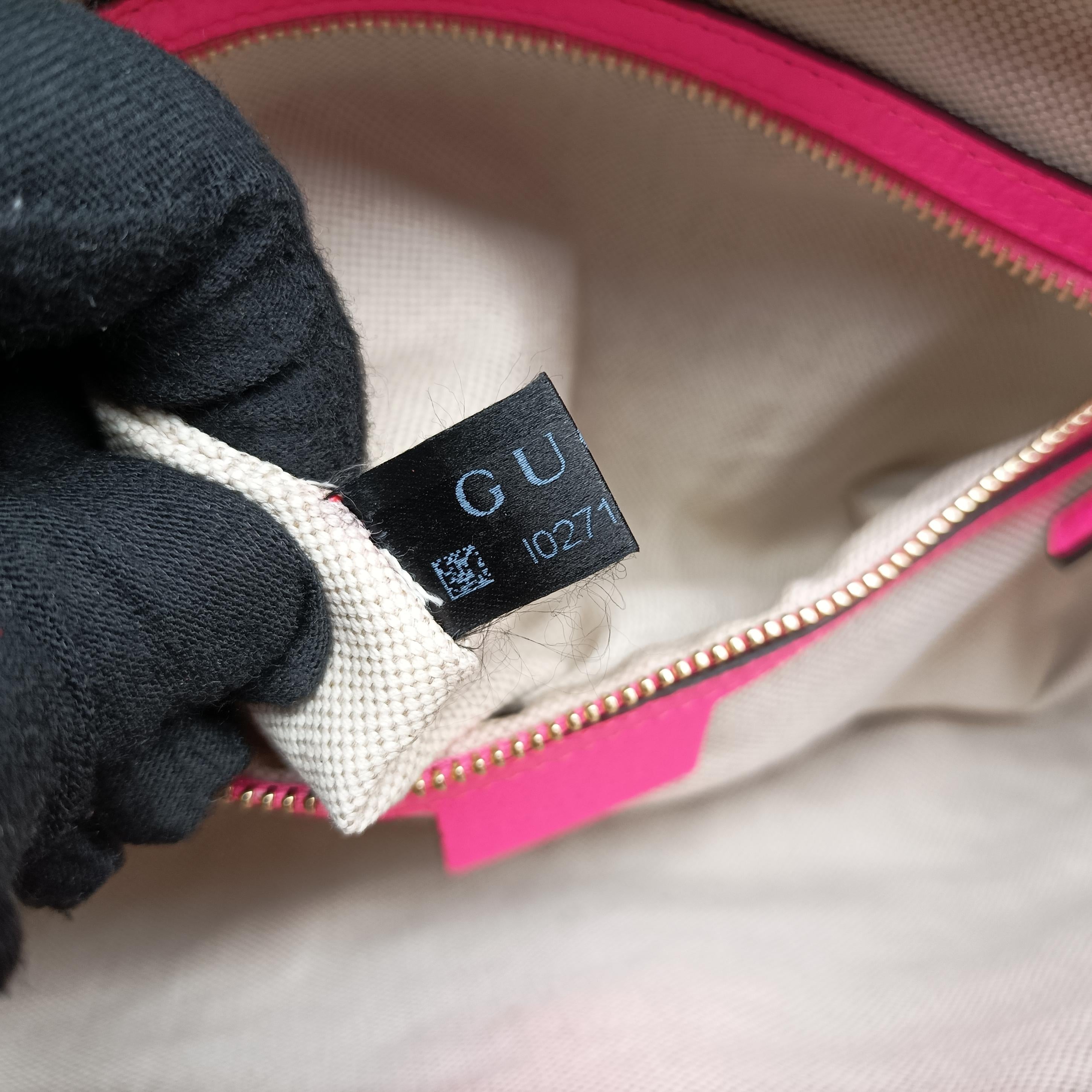 Pre-owned Gucci Floral Multicolour PVC coated canvas 550147 shoulderbag | stylenewstar