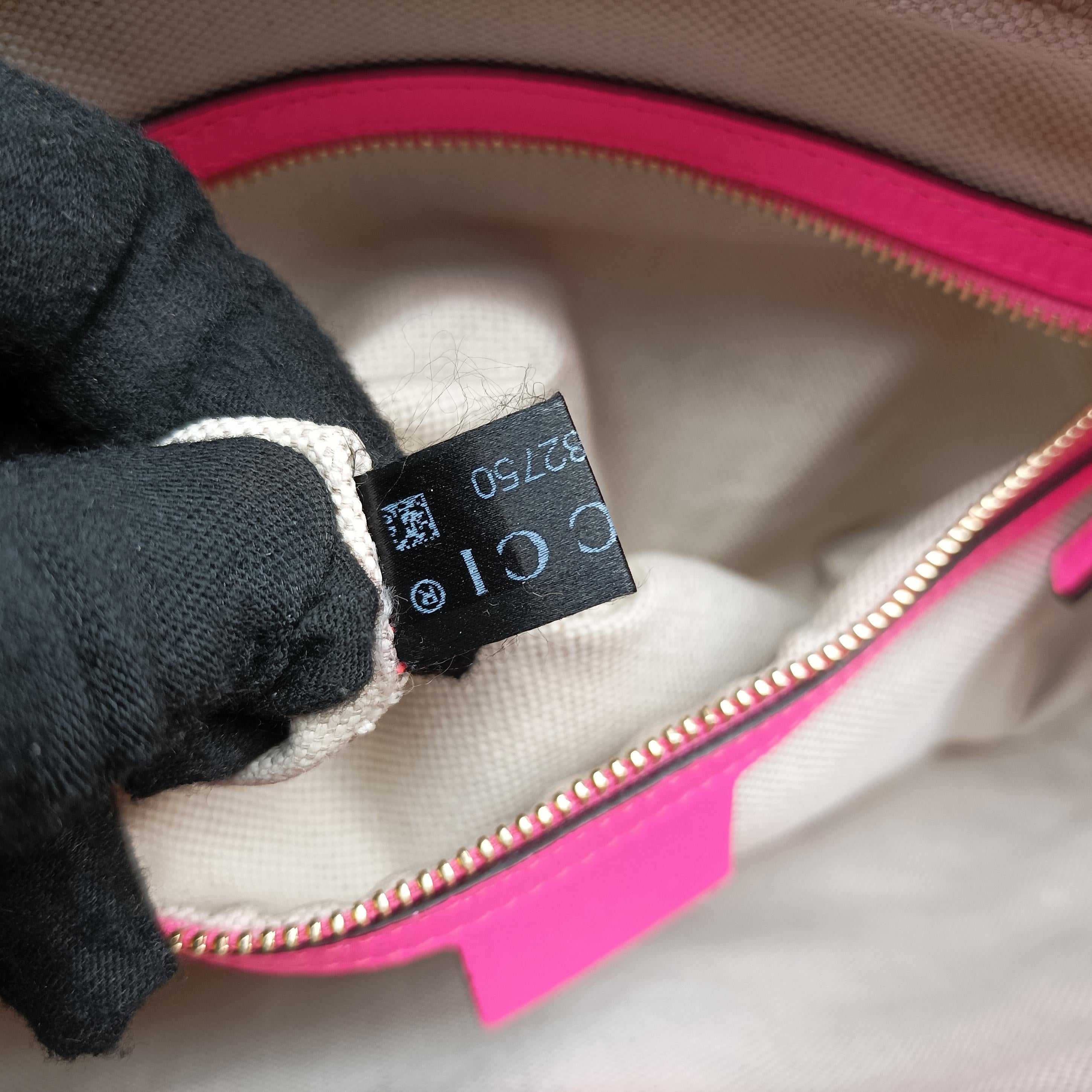 Pre-owned Gucci Floral Multicolour PVC coated canvas 550147 shoulderbag | stylenewstar