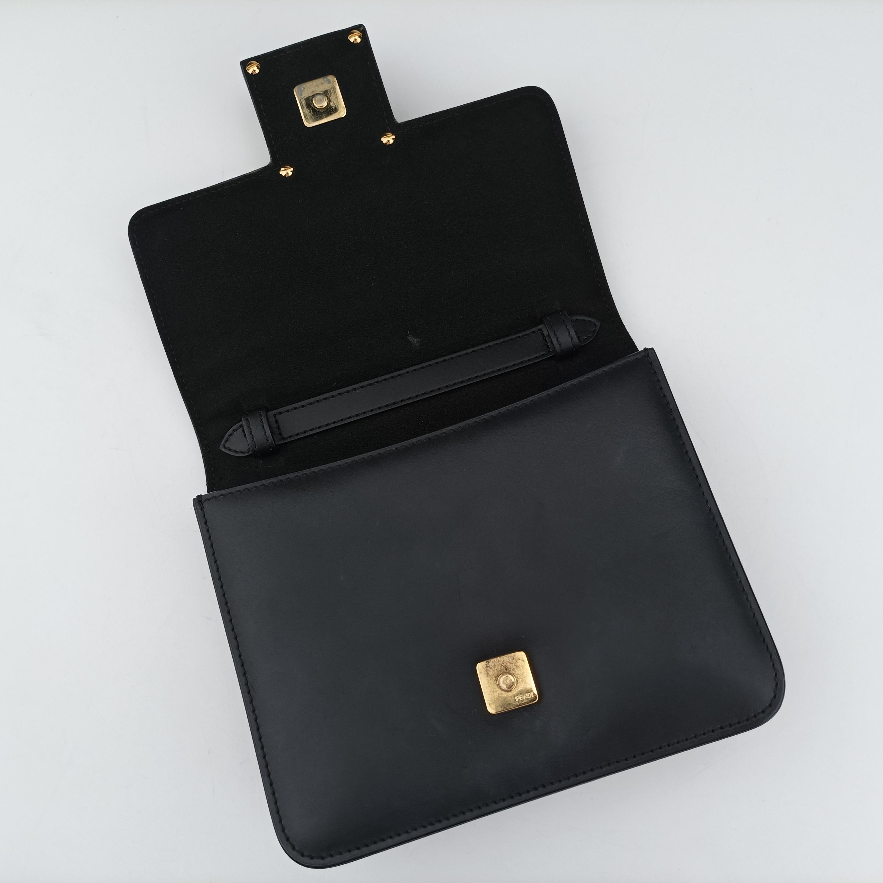 Pre-owned Fendi Fab Black Leather 8BT326 shoulderbag | stylenewstar