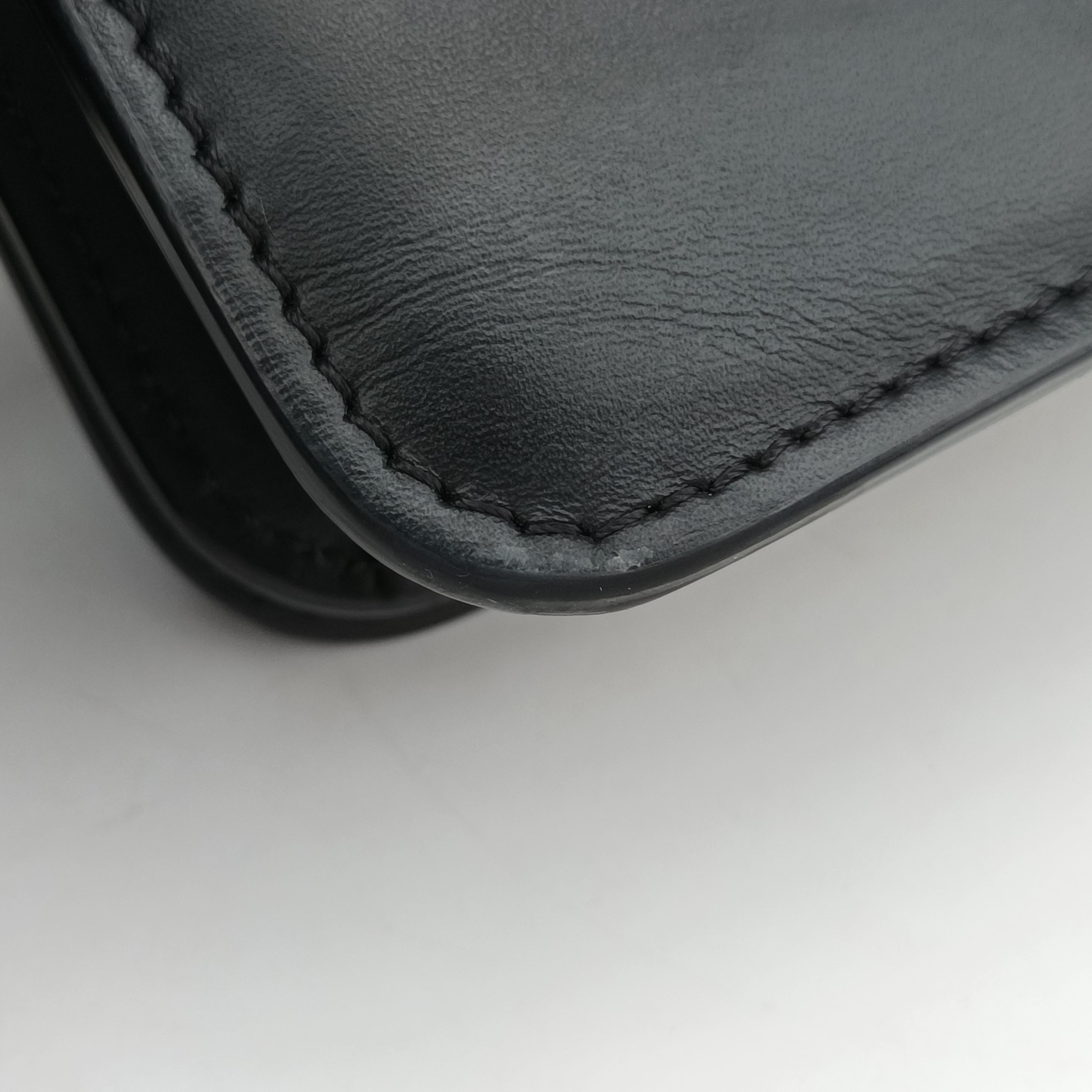 Pre-owned Fendi Fab Black Leather 8BT326 shoulderbag | stylenewstar