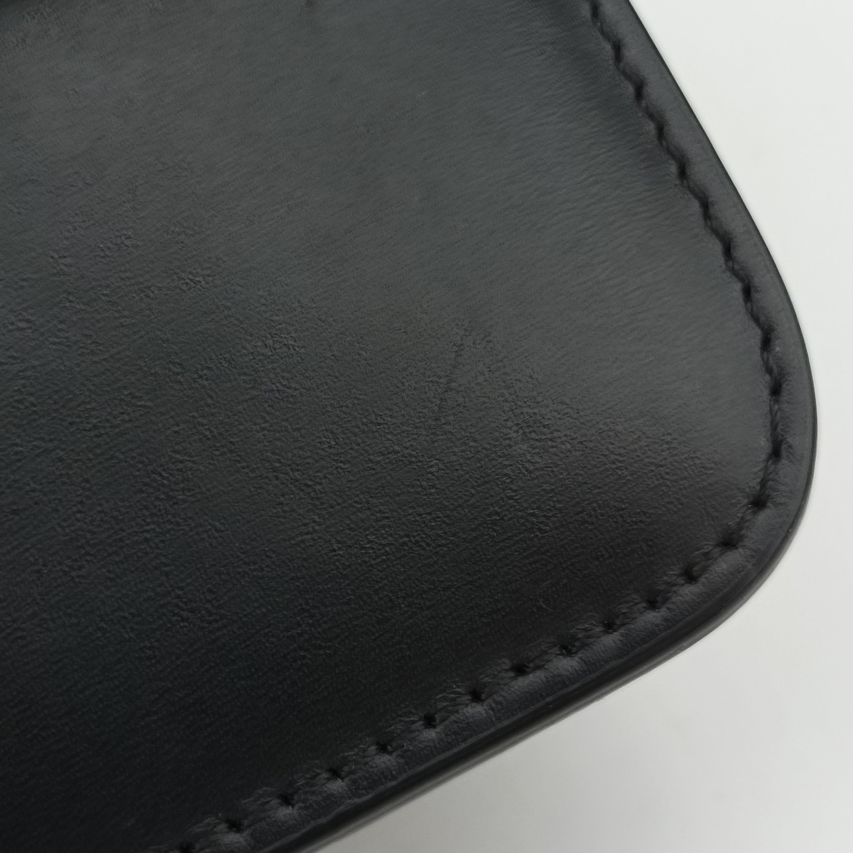 Pre-owned Fendi Fab Black Leather 8BT326 shoulderbag | stylenewstar