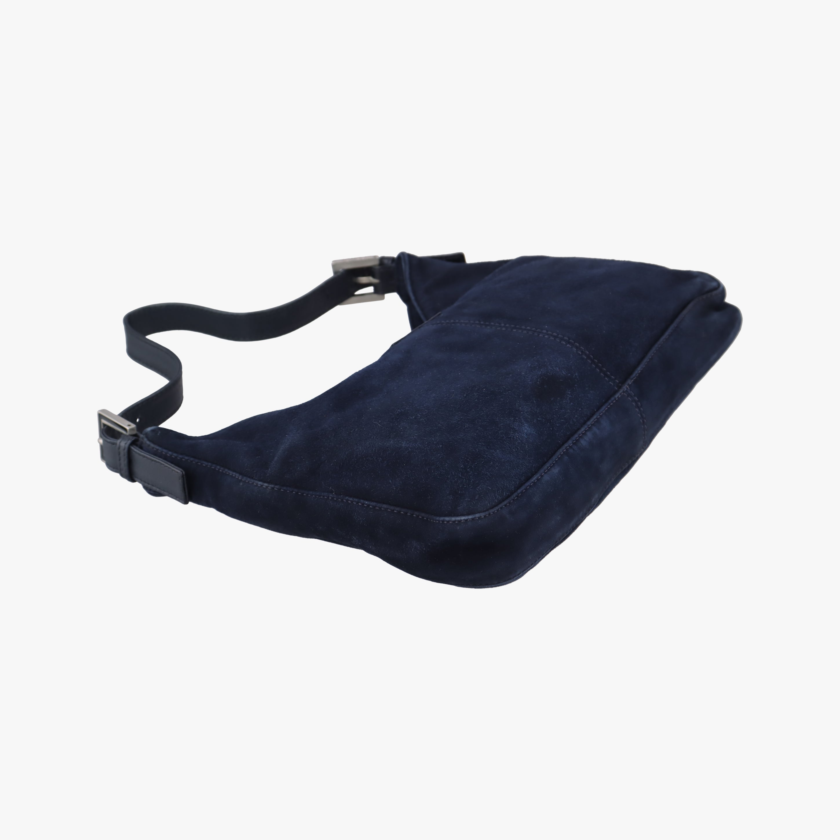 Pre-owned Fendi Mamma Bucket Navy suede 22112 shoulderbag | stylenewstar