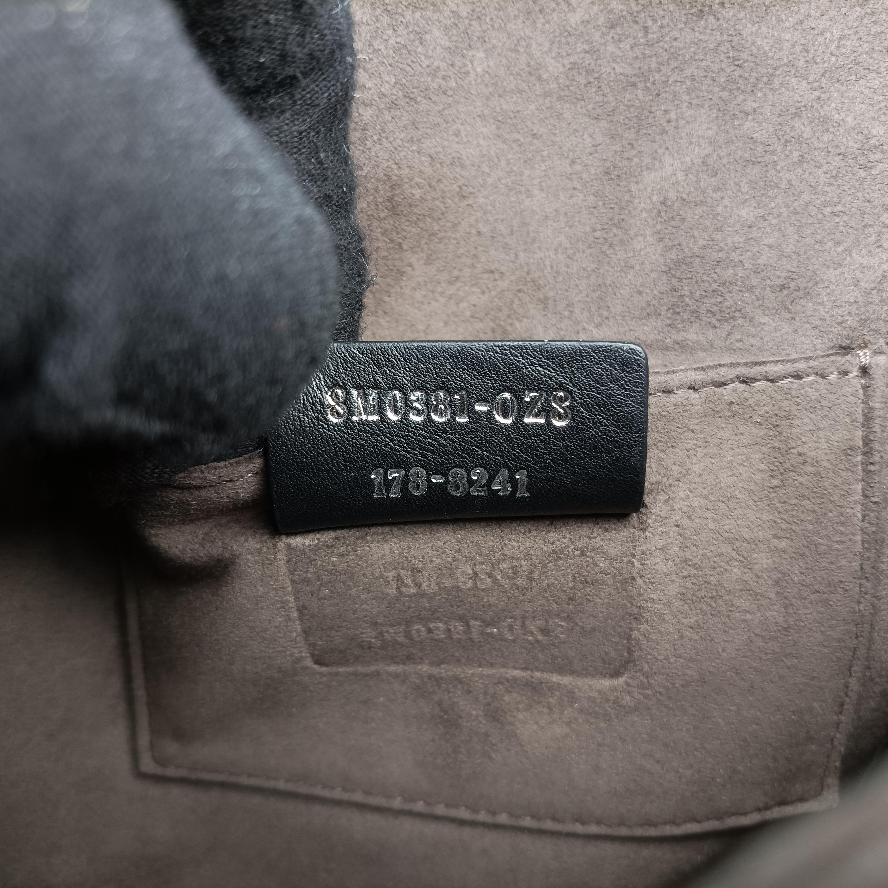 Vintage Fendi studded Kan I Blue Leather 8M0381 shoulderbag | stylenewstar