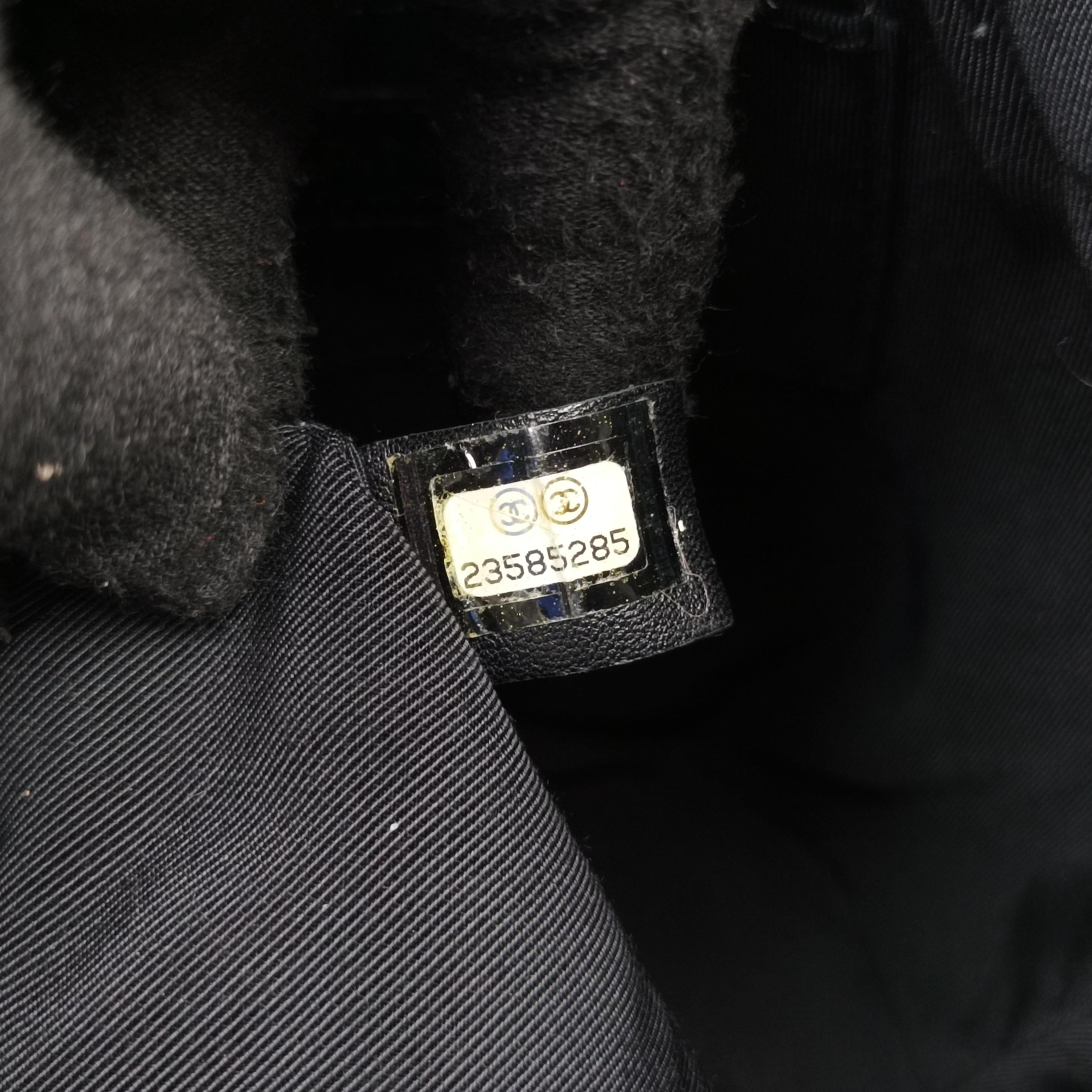 Pre-owned Chanel Drawstring Multicolour lambskin A93730 shoulderbag | stylenewstar