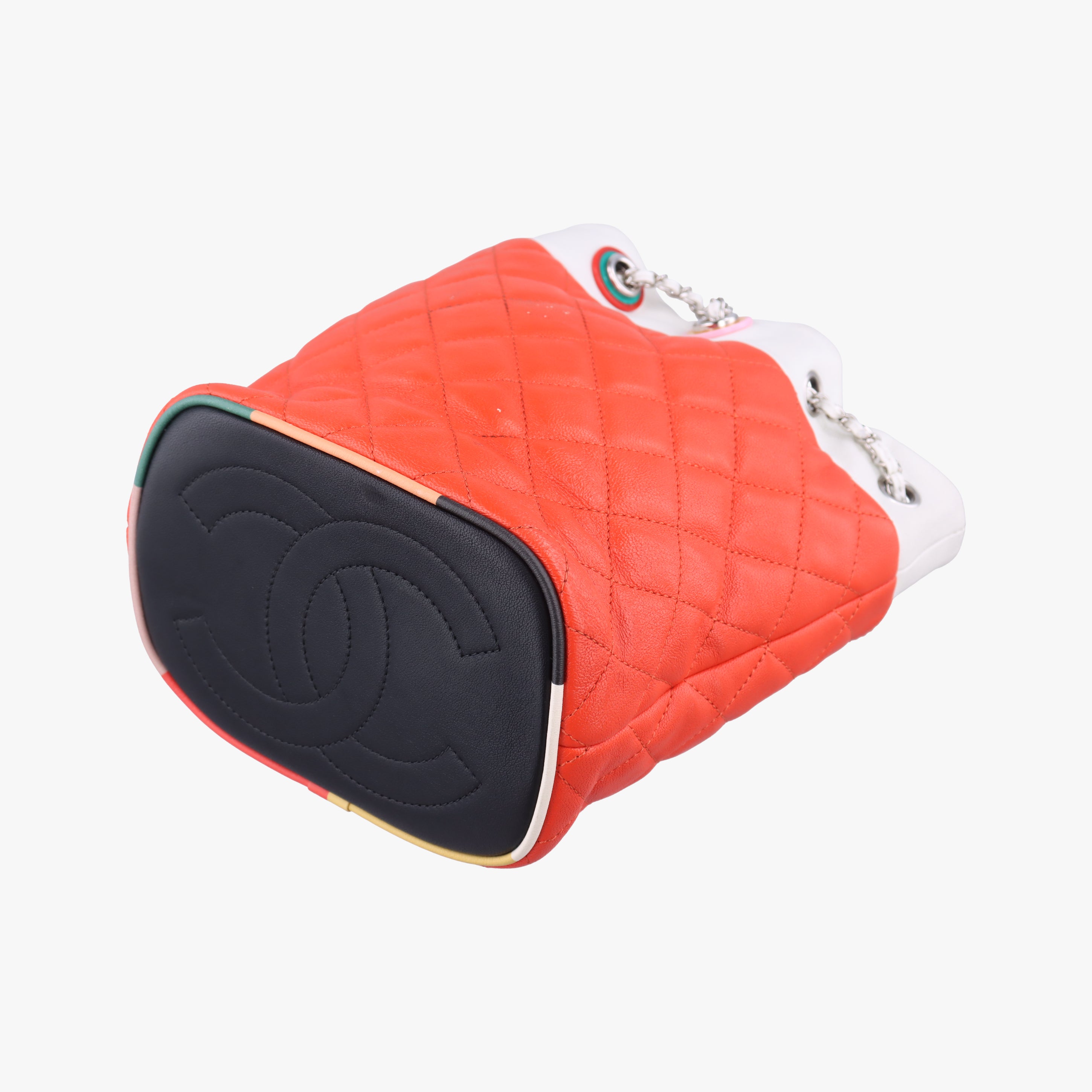 Pre-owned Chanel Drawstring Multicolour lambskin A93730 shoulderbag | stylenewstar