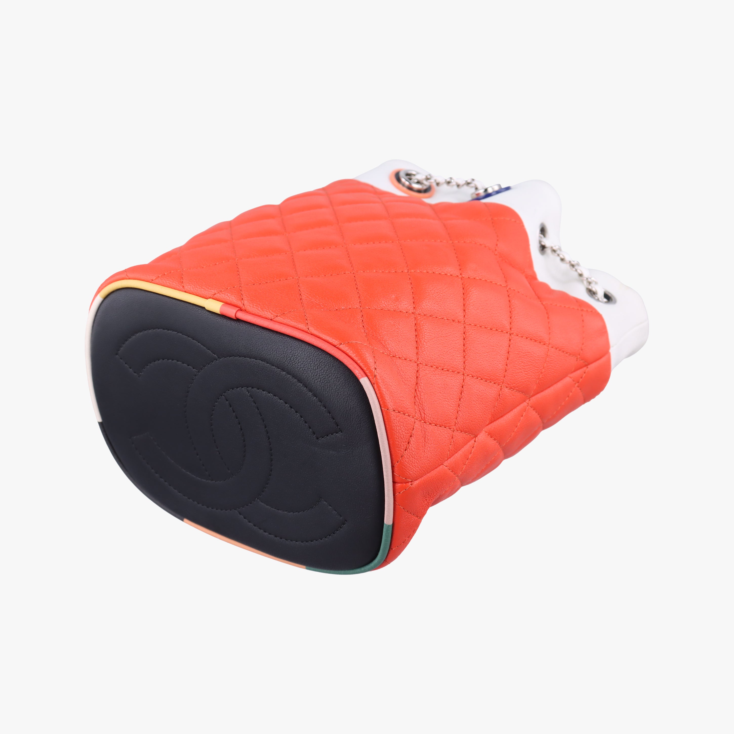 Pre-owned Chanel Drawstring Multicolour lambskin A93730 shoulderbag | stylenewstar