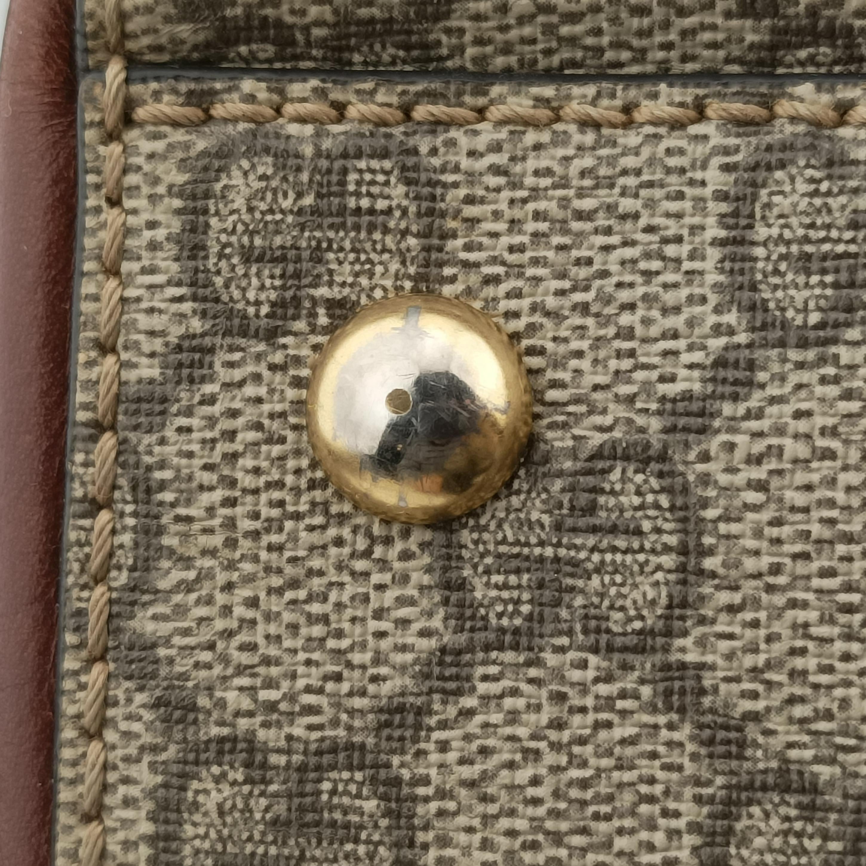 Pre-owned Gucci GG SUPREME beige×brown PVC coated canvas×Leather 409529 shoulderbag | stylenewstar